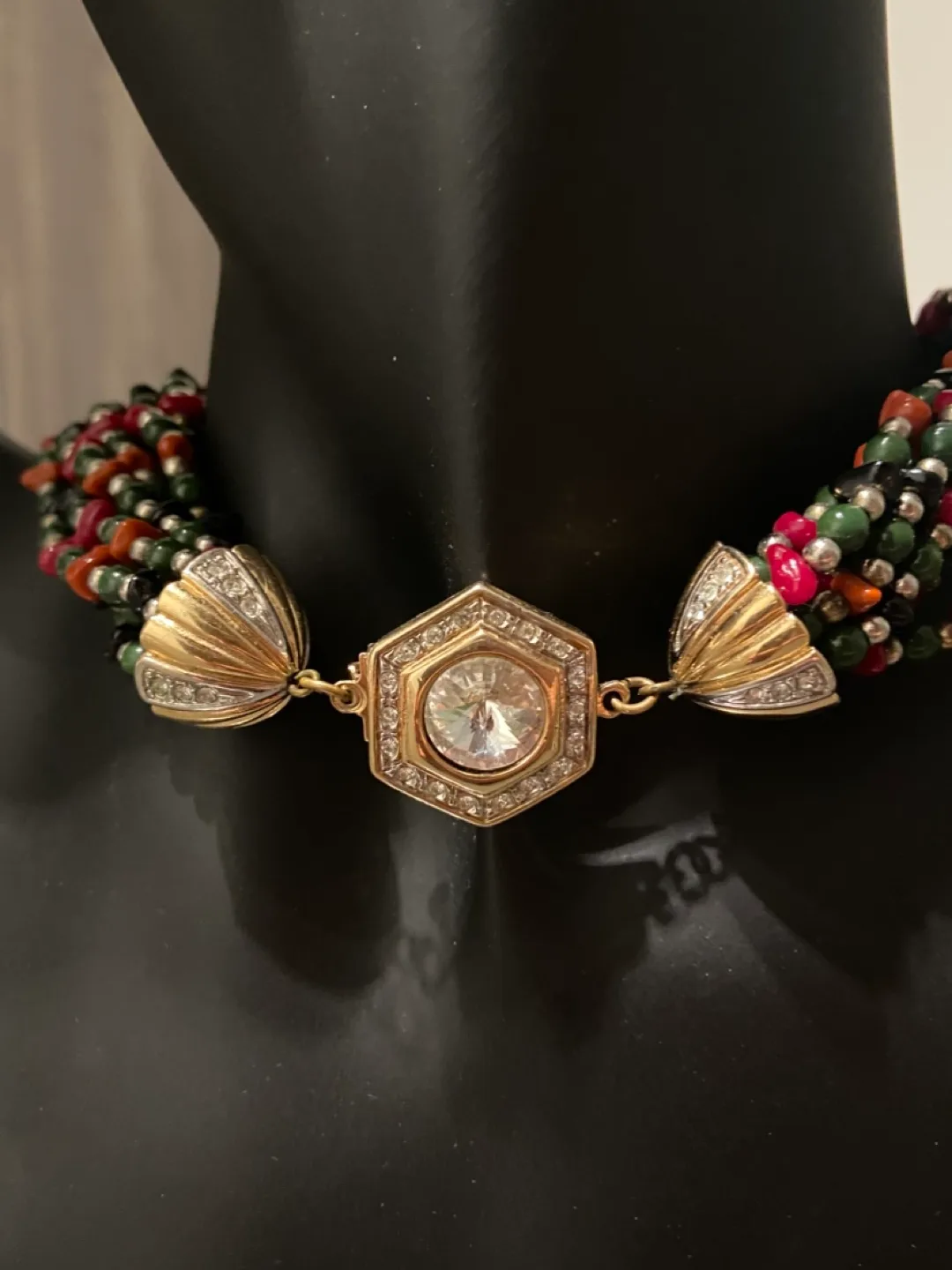 Vintage Multi-strand Stones Necklace with  Clasp Closure image indicator(3)