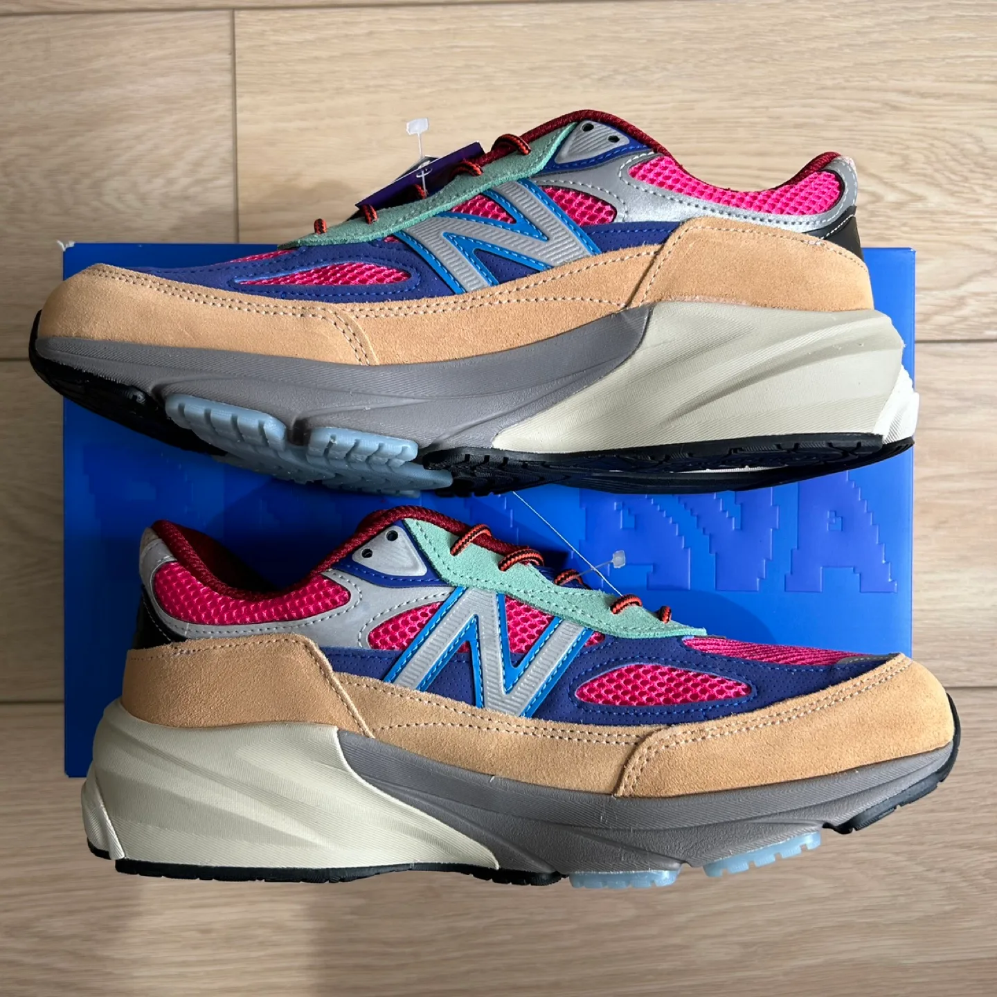 New Balance x Action Bronson Made in USA 990v6 US Size 8 image indicator(2)