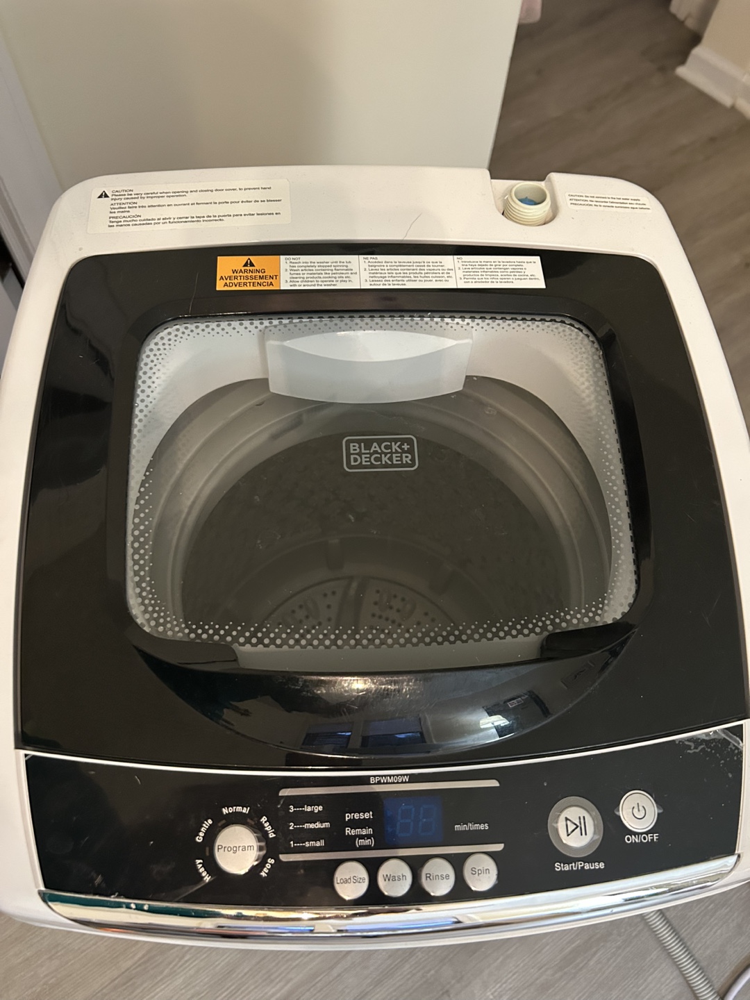 Black+Decker Compact Portable Washing Machine - photo 3