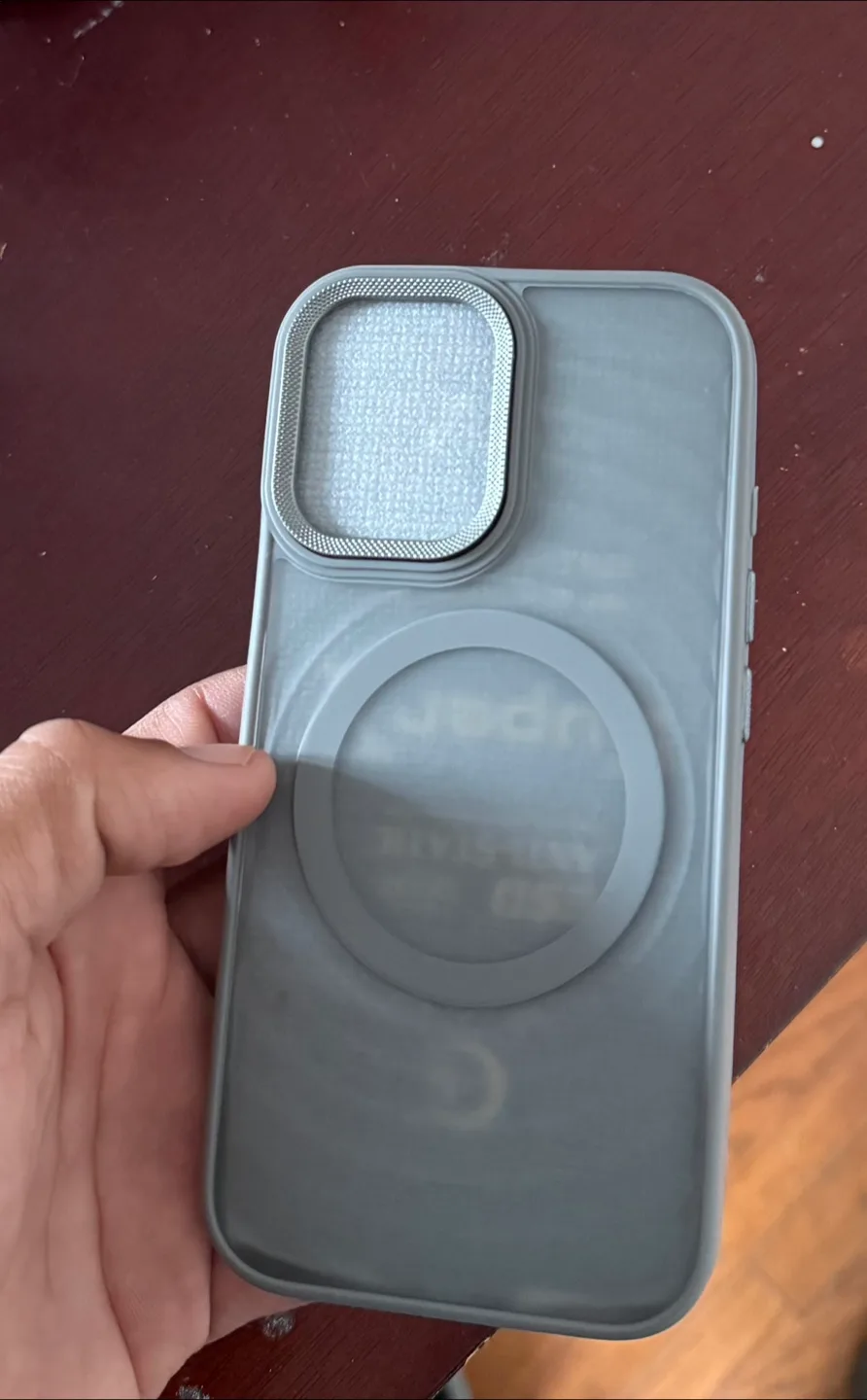 iPhone 16 screen protector & phone case image indicator(3)