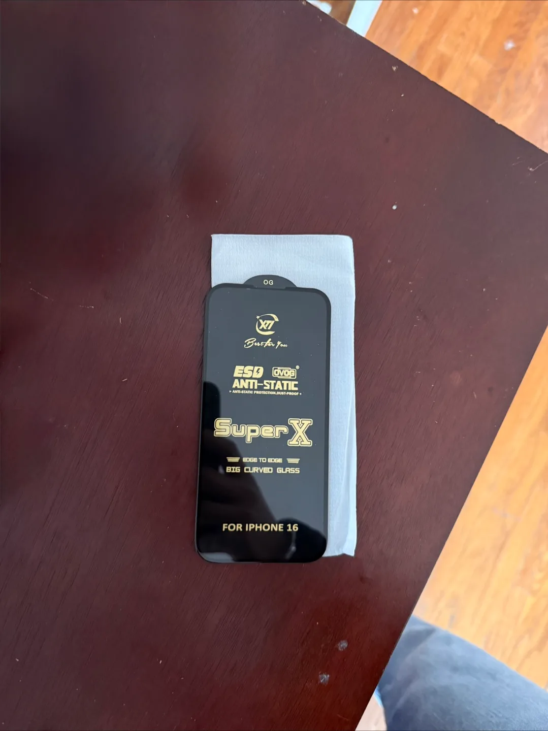 iPhone 16 screen protector & phone case image indicator(2)