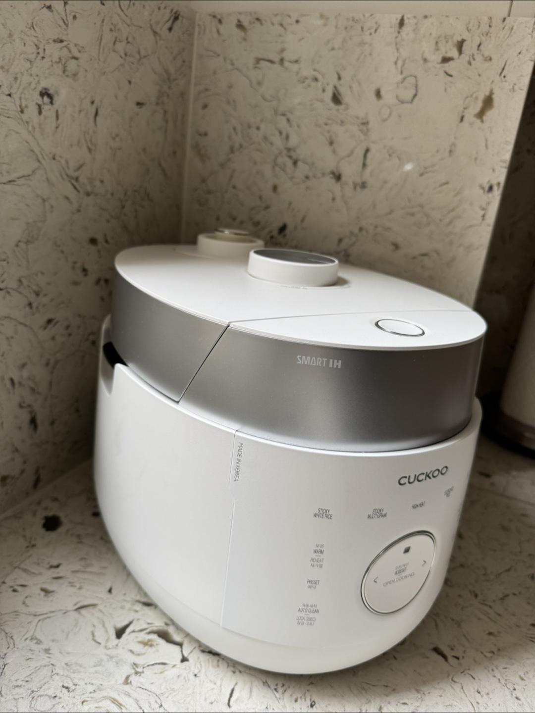 Cuckoo CRP-LHTR0609F 6-Cup Smart IH Pressure Rice Cooker - photo 4