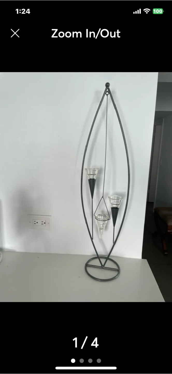 Elegant 3-Tier Candle Holder thumbnail