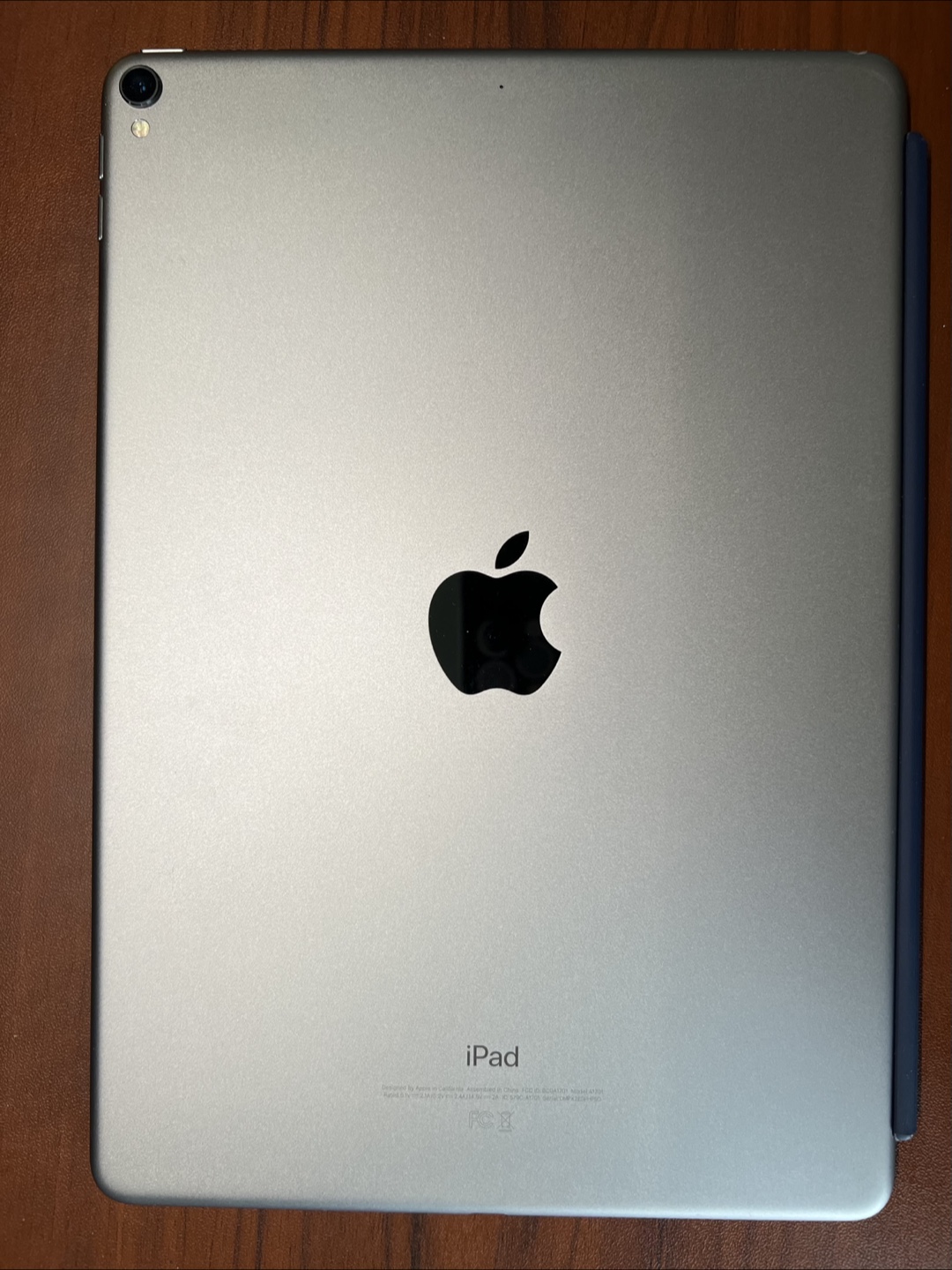 iPad Pro 10.5-inch 256GB with Case - photo 4