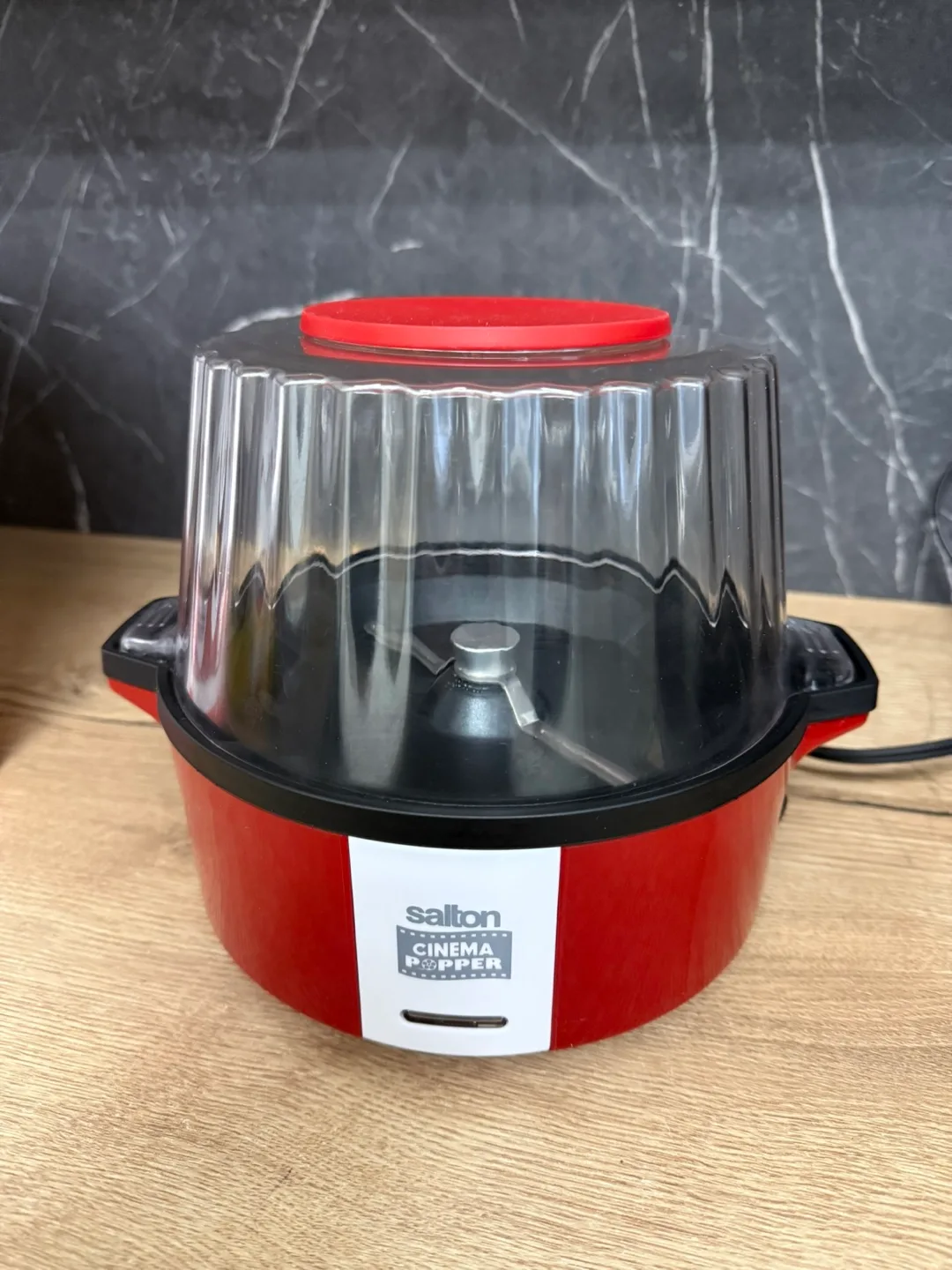 Salton Cinema Stir Popcorn Maker thumbnail