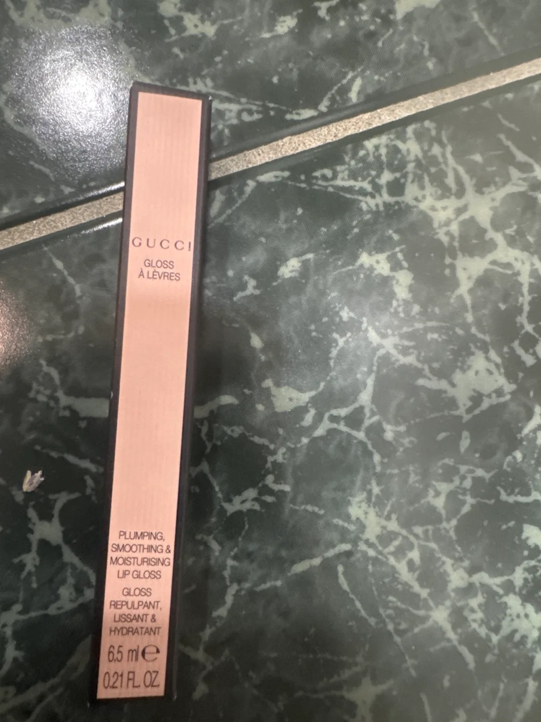 Gucci Gloss à Lèvres Lip Gloss - Virginia Fuchsia 414 thumbnail