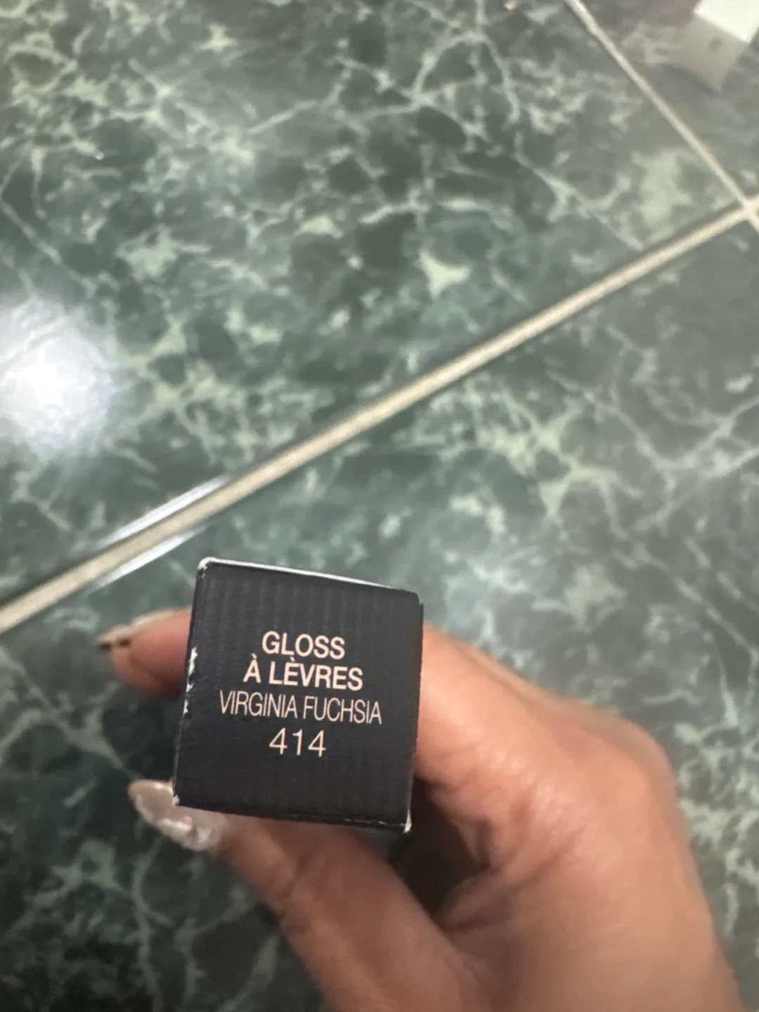 Gucci Gloss à Lèvres Lip Gloss - Virginia Fuchsia 414 image indicator(2)