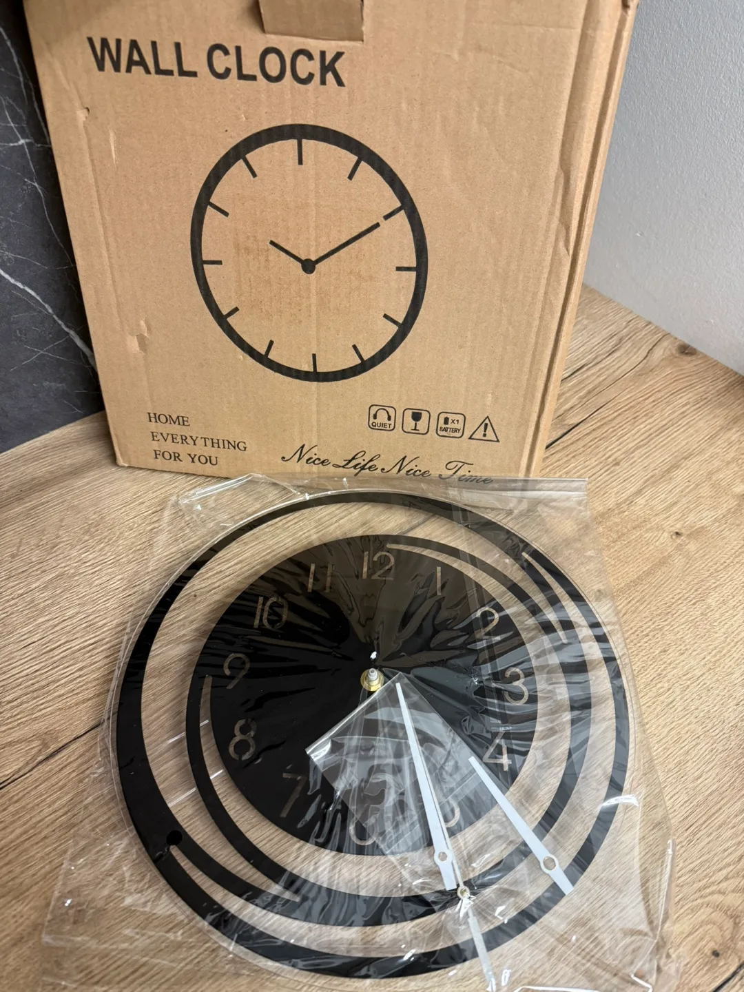 Living Room Decoration Acrylic Wall Clock image indicator(3)