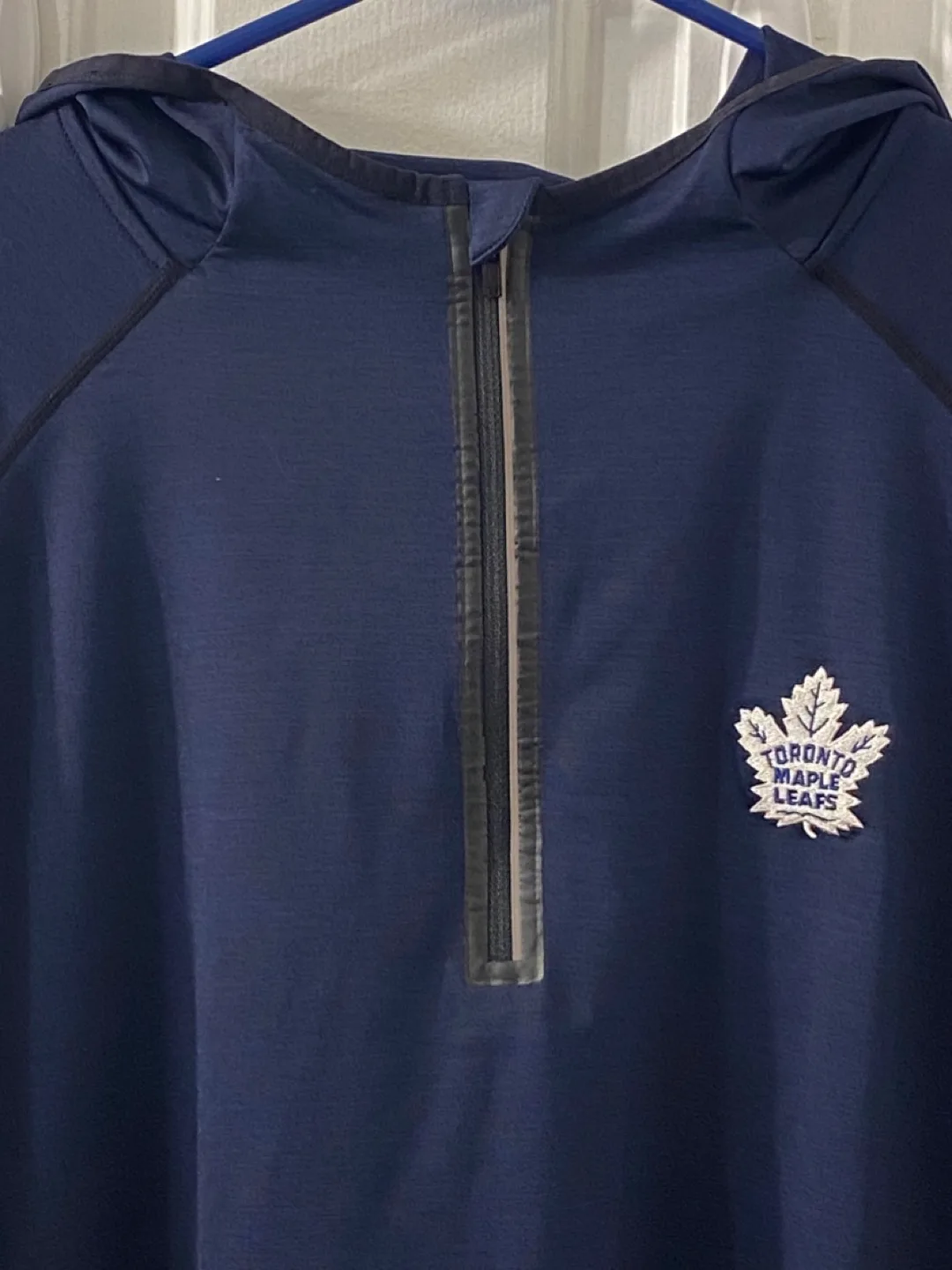 🏒Men's Toronto Maple Leafs Blue Pullover Quarter-Zip Top Hoodie image indicator(4)