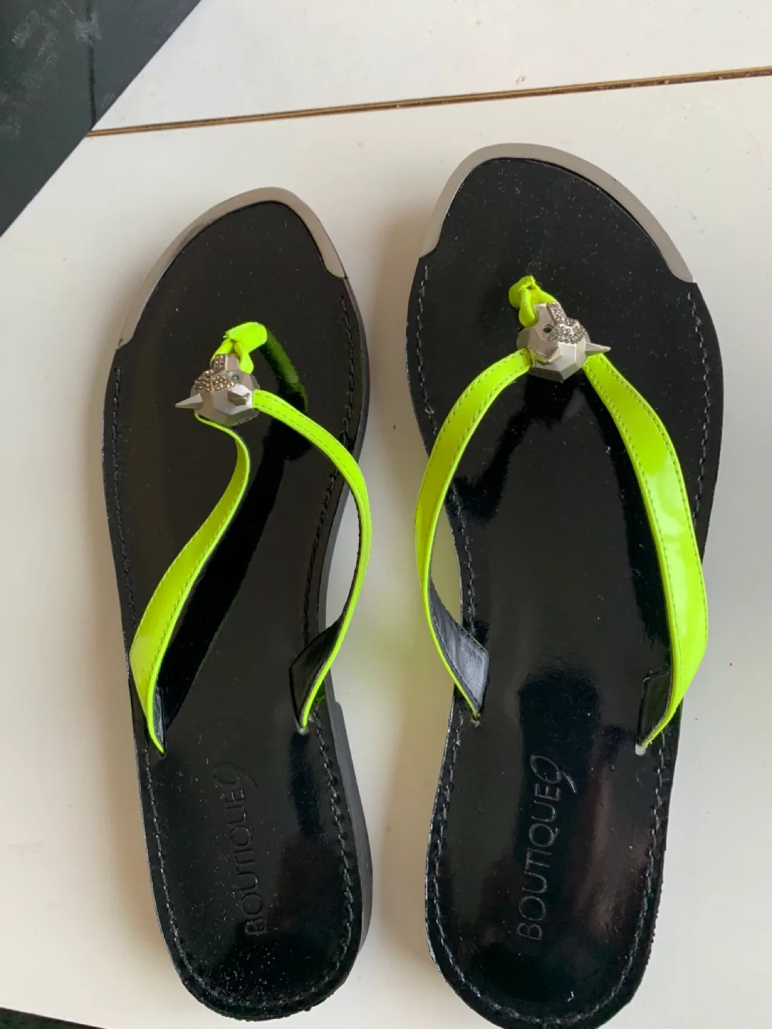 Boutique 9 Neon Yellow and Black Flip Flops image indicator(3)