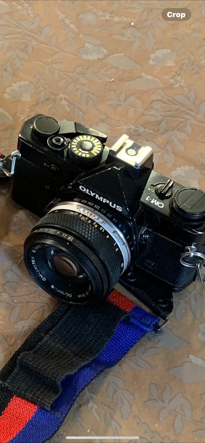 Olympus OM-10 35mm Film Camera thumbnail
