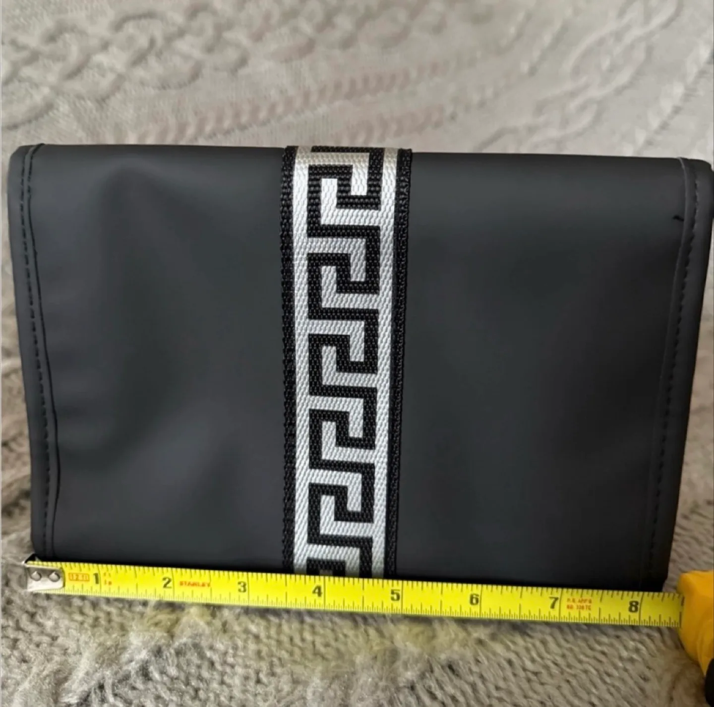 Versace Fragrance Travel Case image indicator(3)