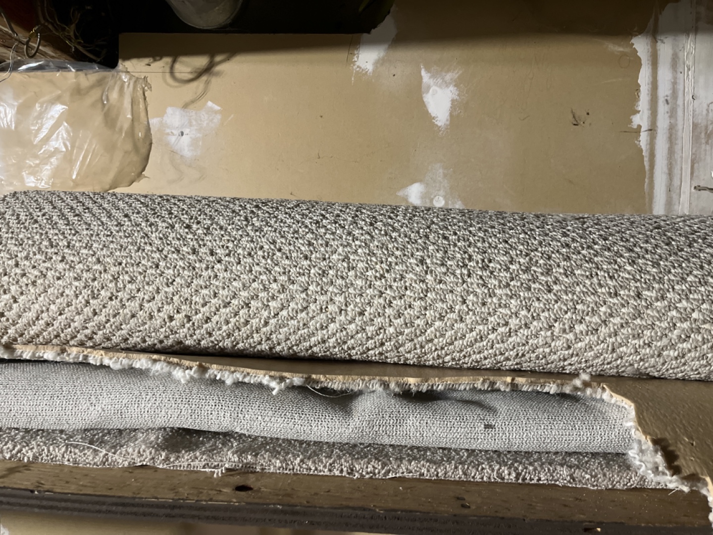 Carpet Remnants - Beige/Grey