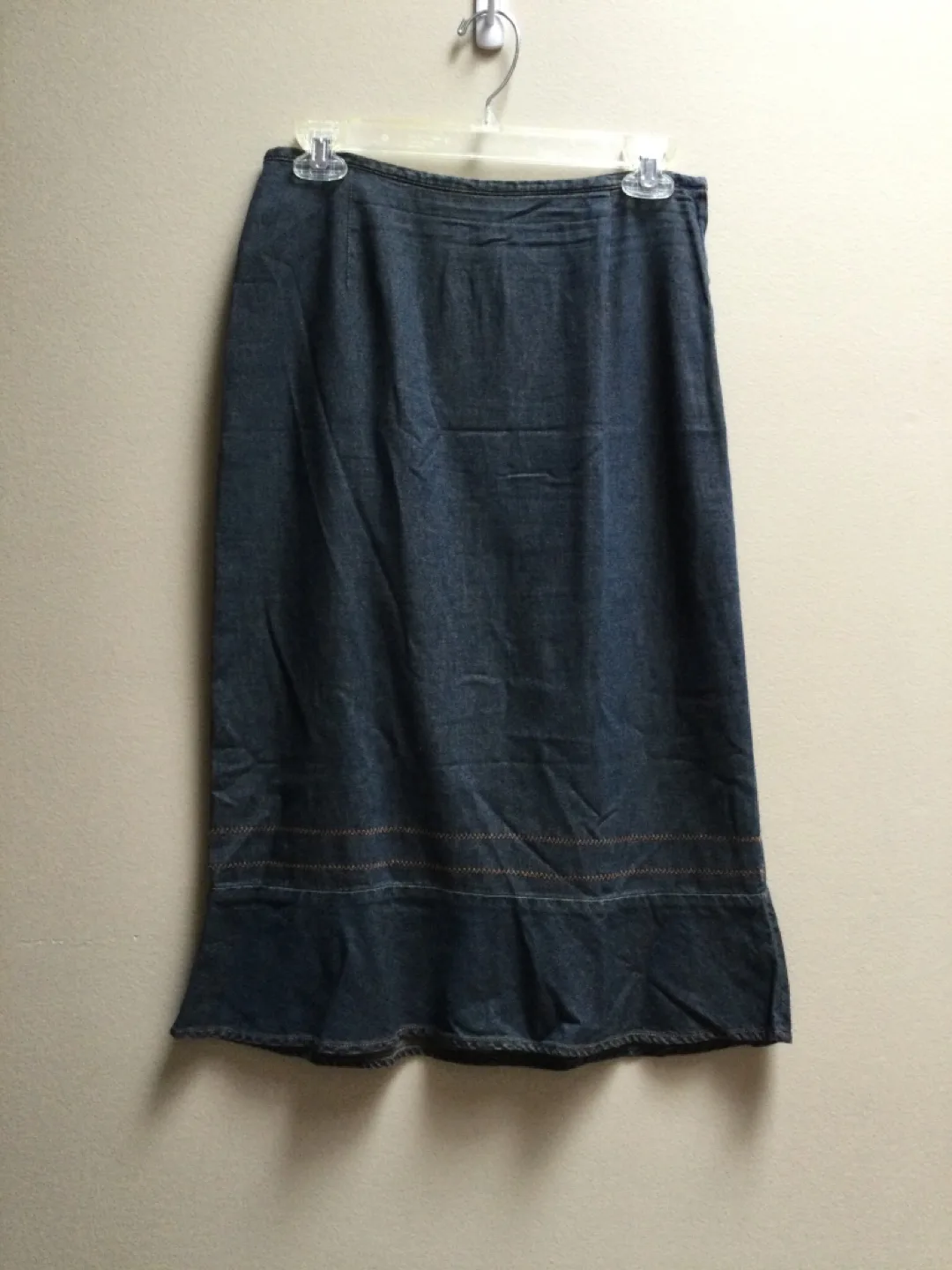 Tristan & Issut Denim Skirt Size 4 thumbnail