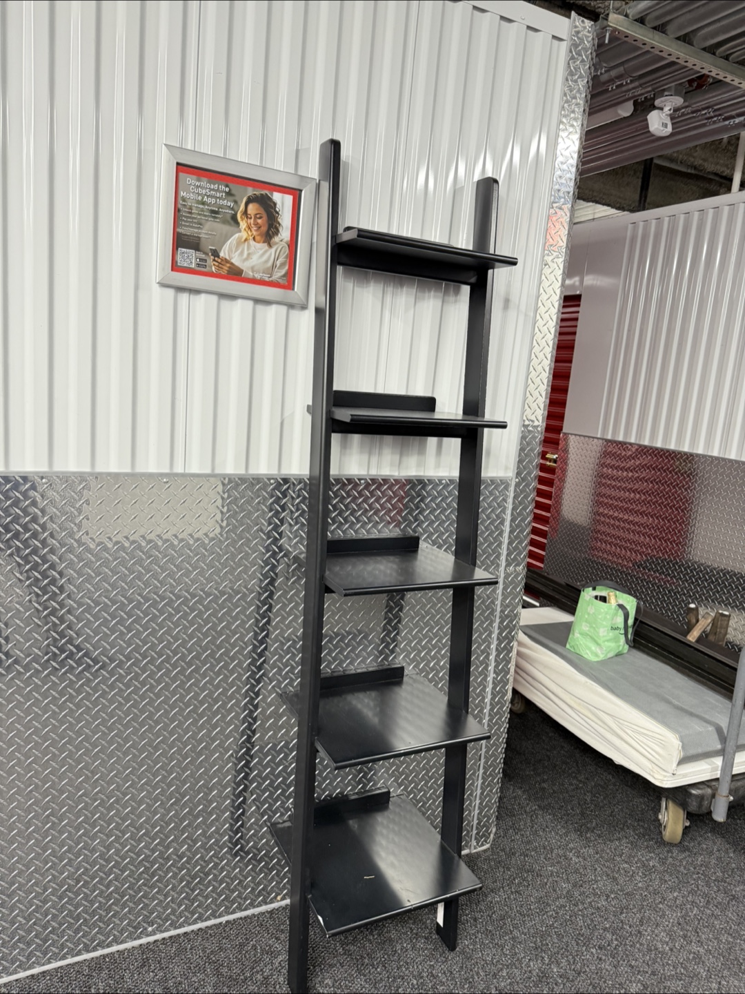 Black Ladder Shelf - photo 2
