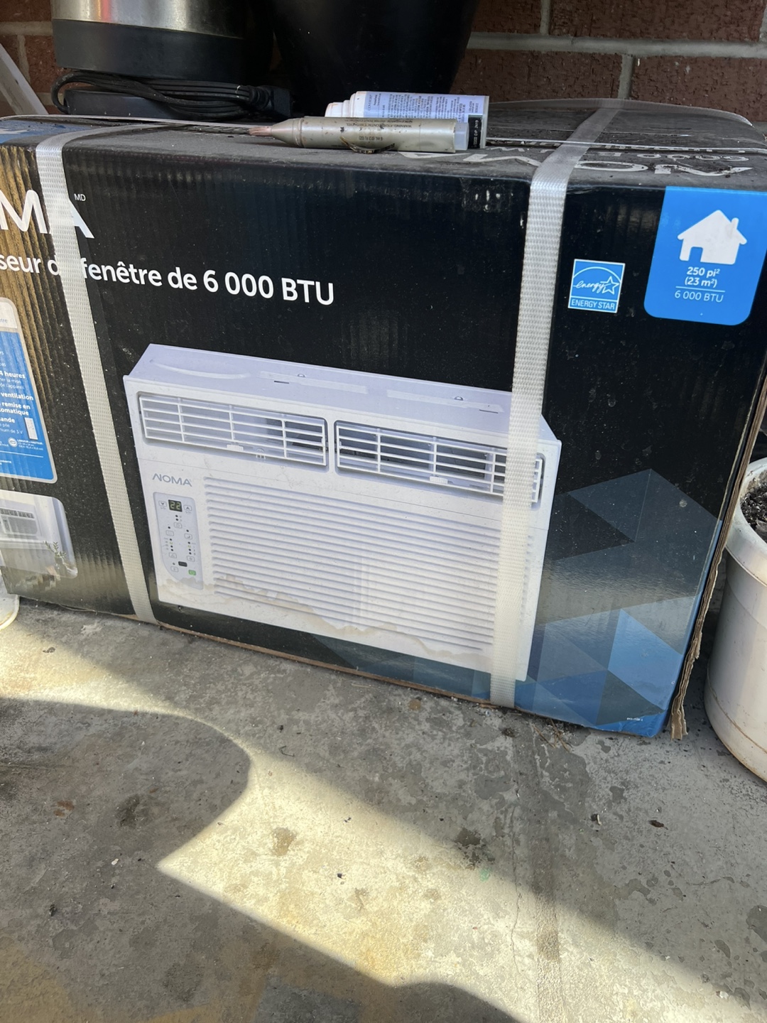 NOMA 6000 BTU Window Air Conditioner - New in Box