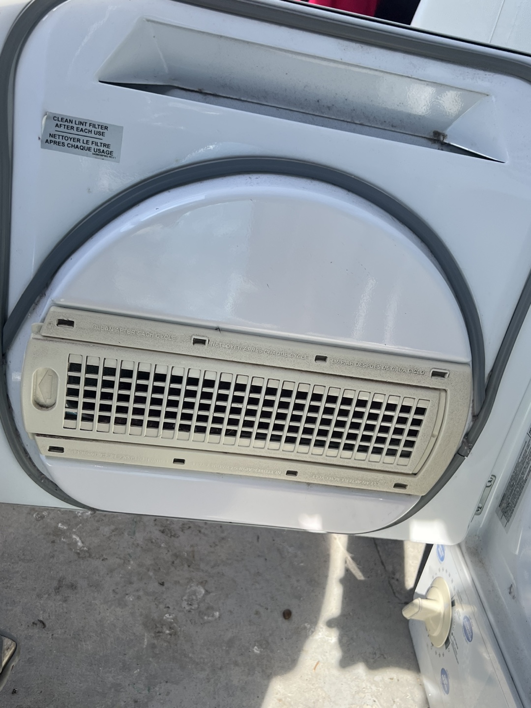 GE Spacemaker Electric Dryer - photo 4