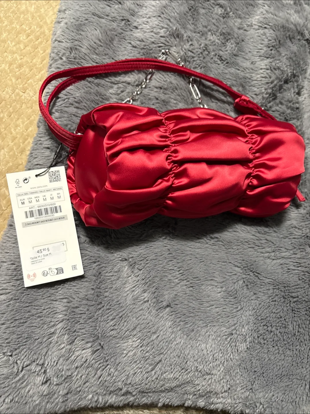 Zara Red Satin Puffy Shoulder Bag image indicator(2)