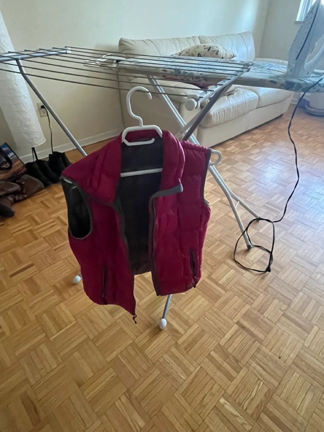 Toastmaster Iron and Ironing board and clothes drying rack set image indicator(7)