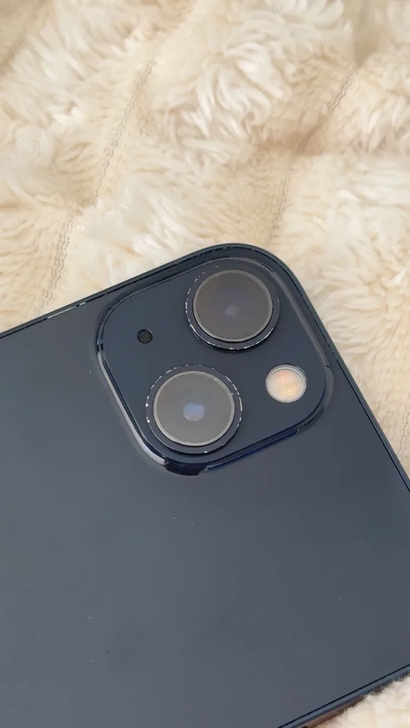 Used iPhone 13 128GB image indicator(5)