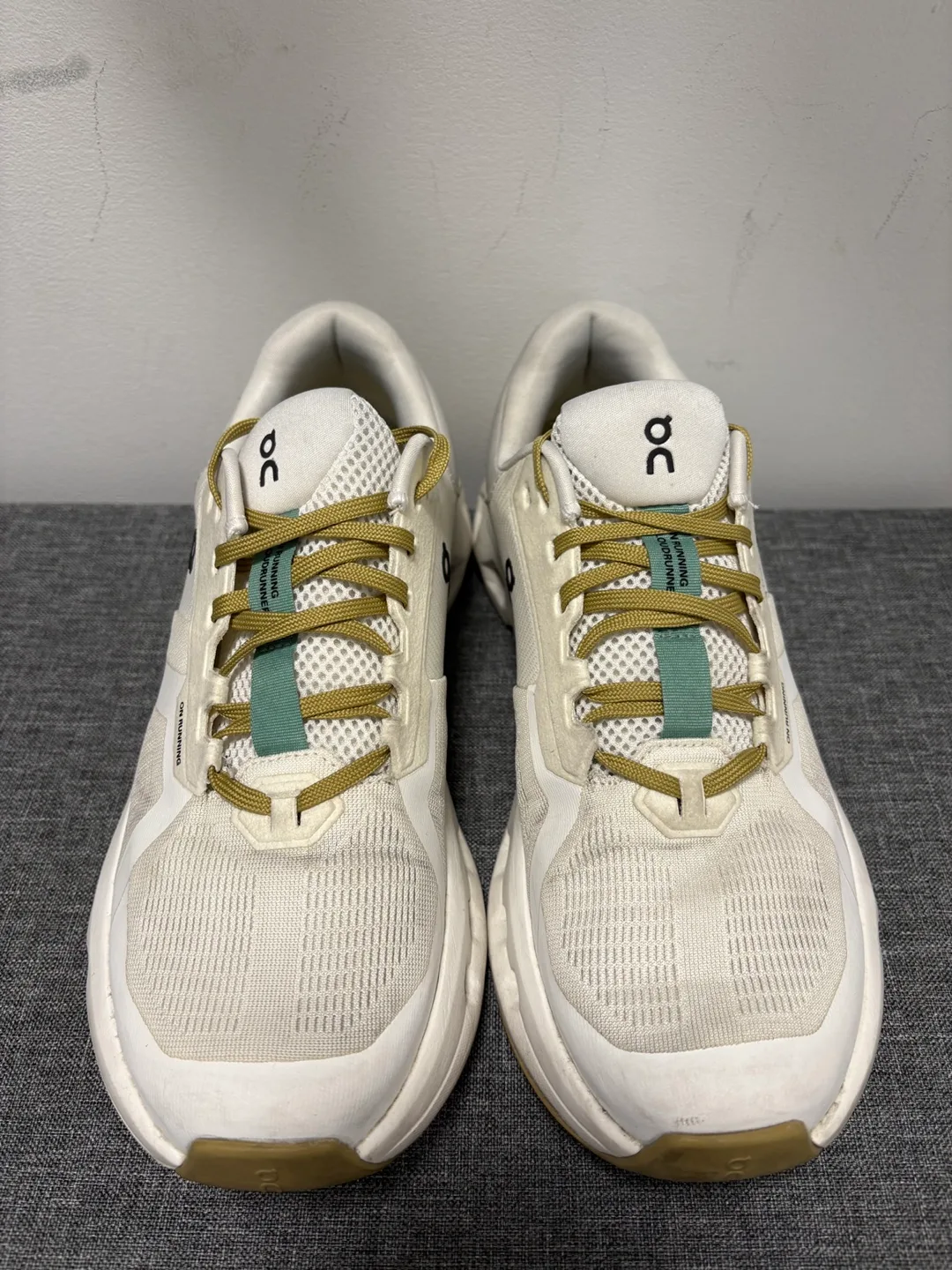 Men's On Cloud Cloudrunner 2 - Size 8.5 (Undyed/Green) thumbnail