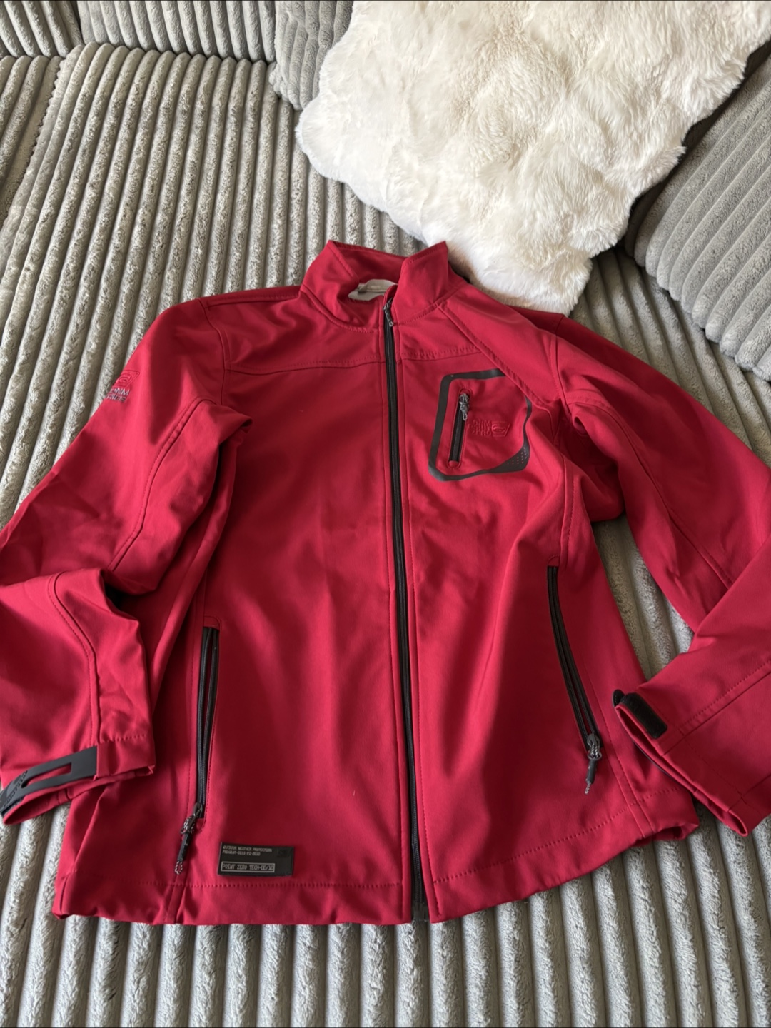 Point Zero Collection Men's Red Softshell Jacket - Size Medium