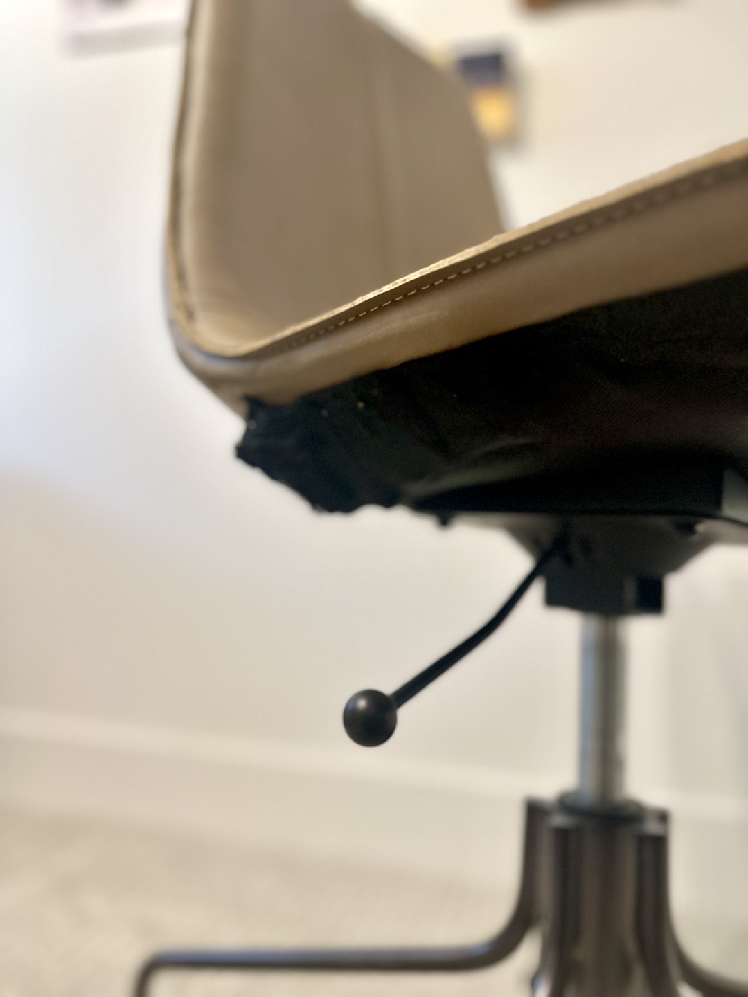 Beige Office Chair with Wheels - photo 5