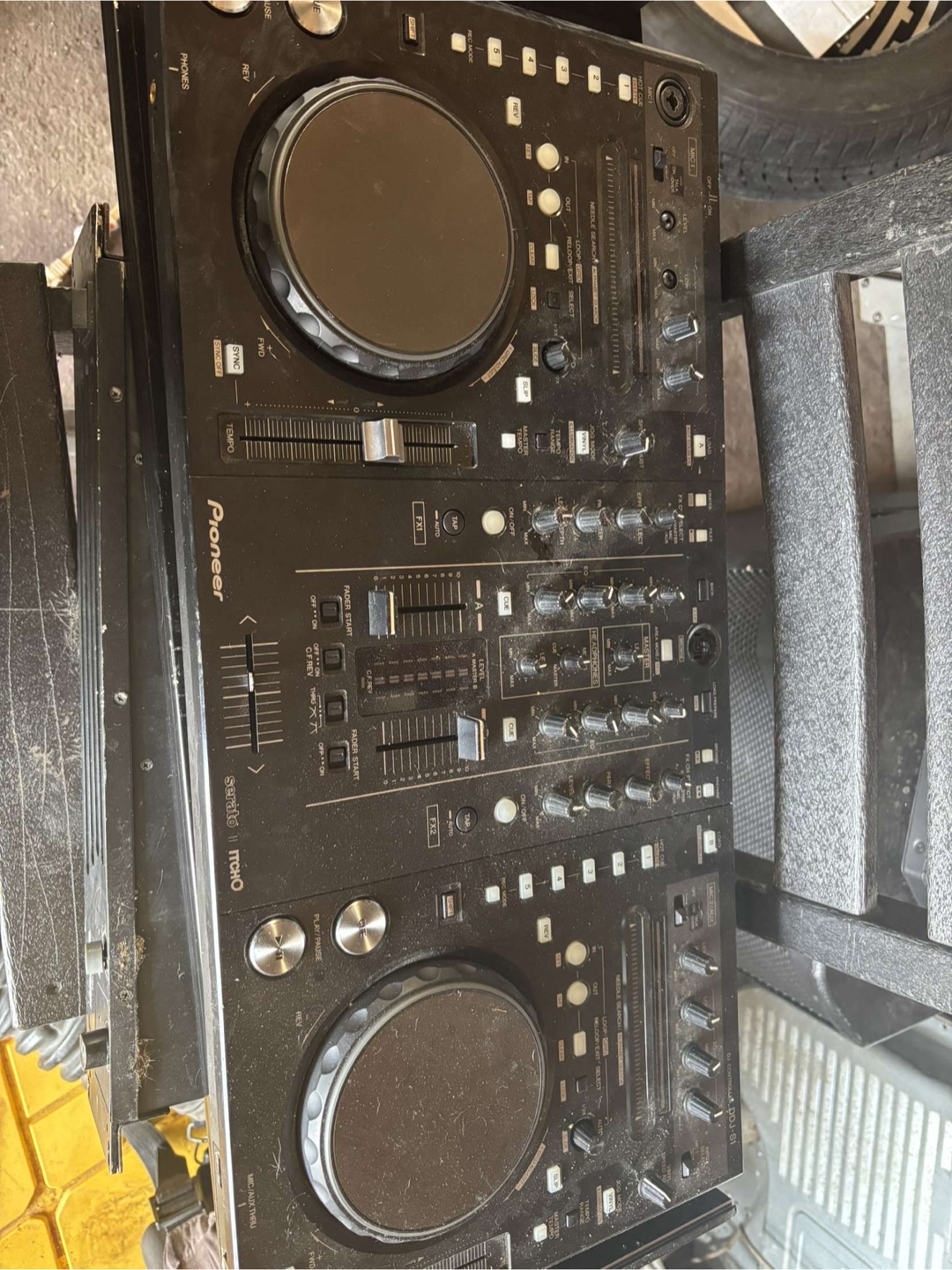 Pioneer DJ DDJ-SX DJ Controller