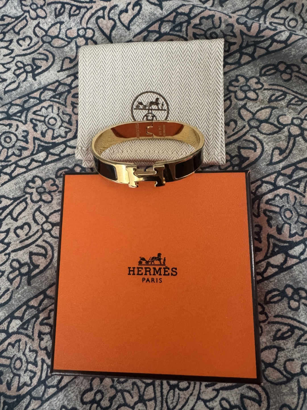Hermes Clic H Bracelet - Black Enamel Gold