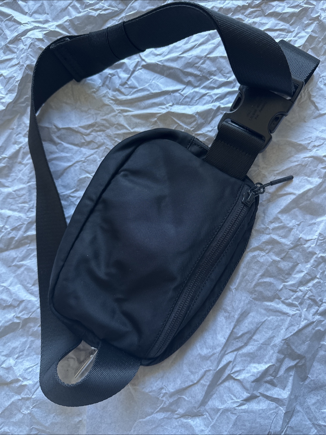 Lululemon Black Belt Bag - photo 2