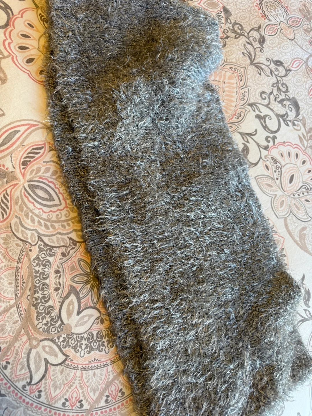 Rickis Grey Fuzzy Infinity Scarf/shawl 🏒 image indicator(2)