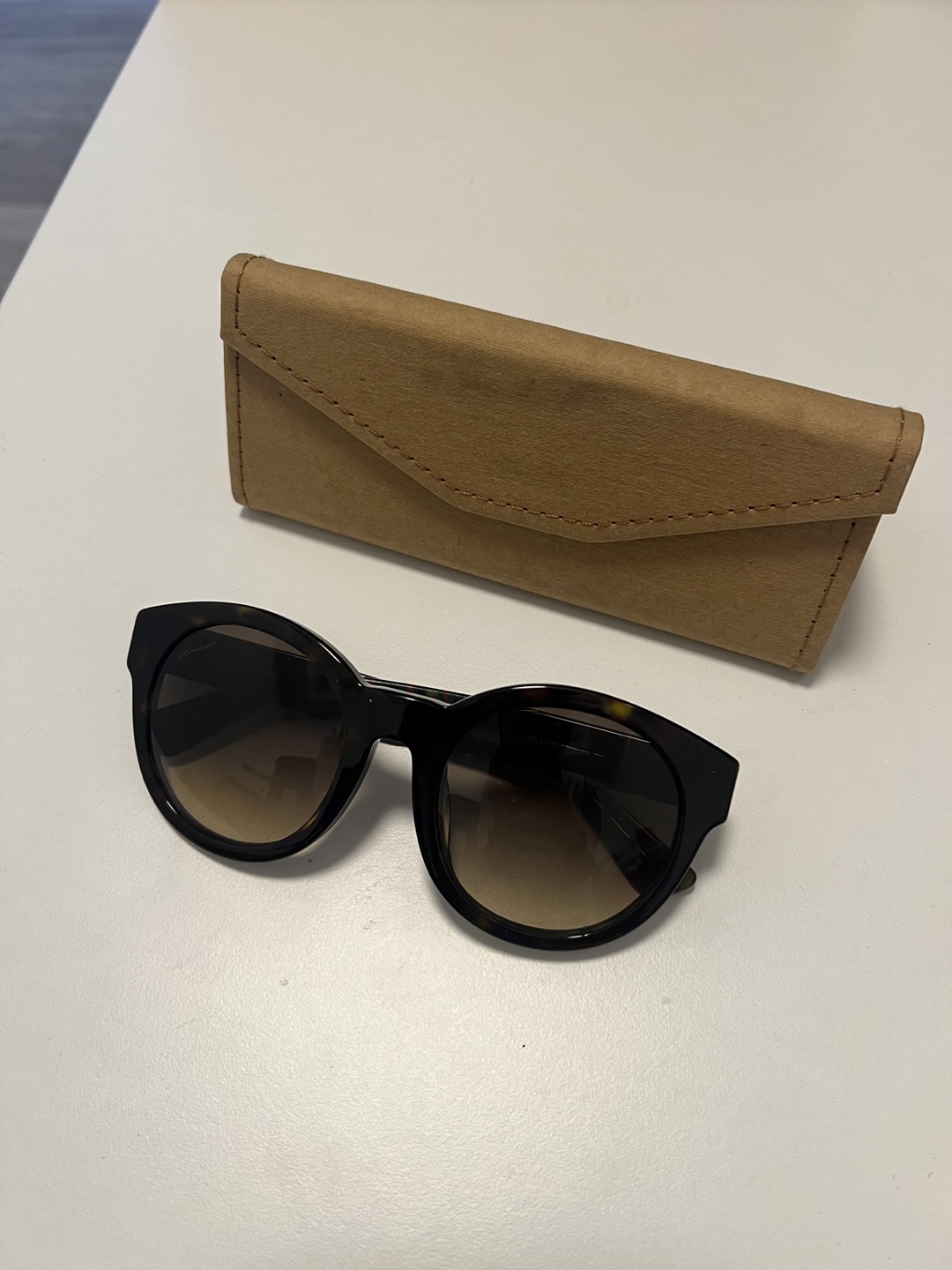 Authentic Gucci Sunglasses (no case)