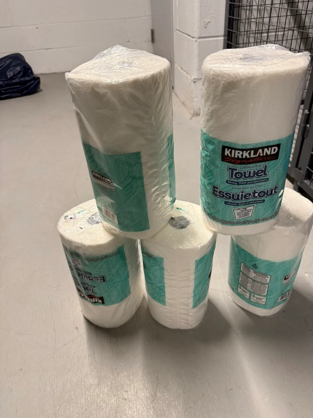 Bulk Kirkland Signature Paper Towels thumbnail