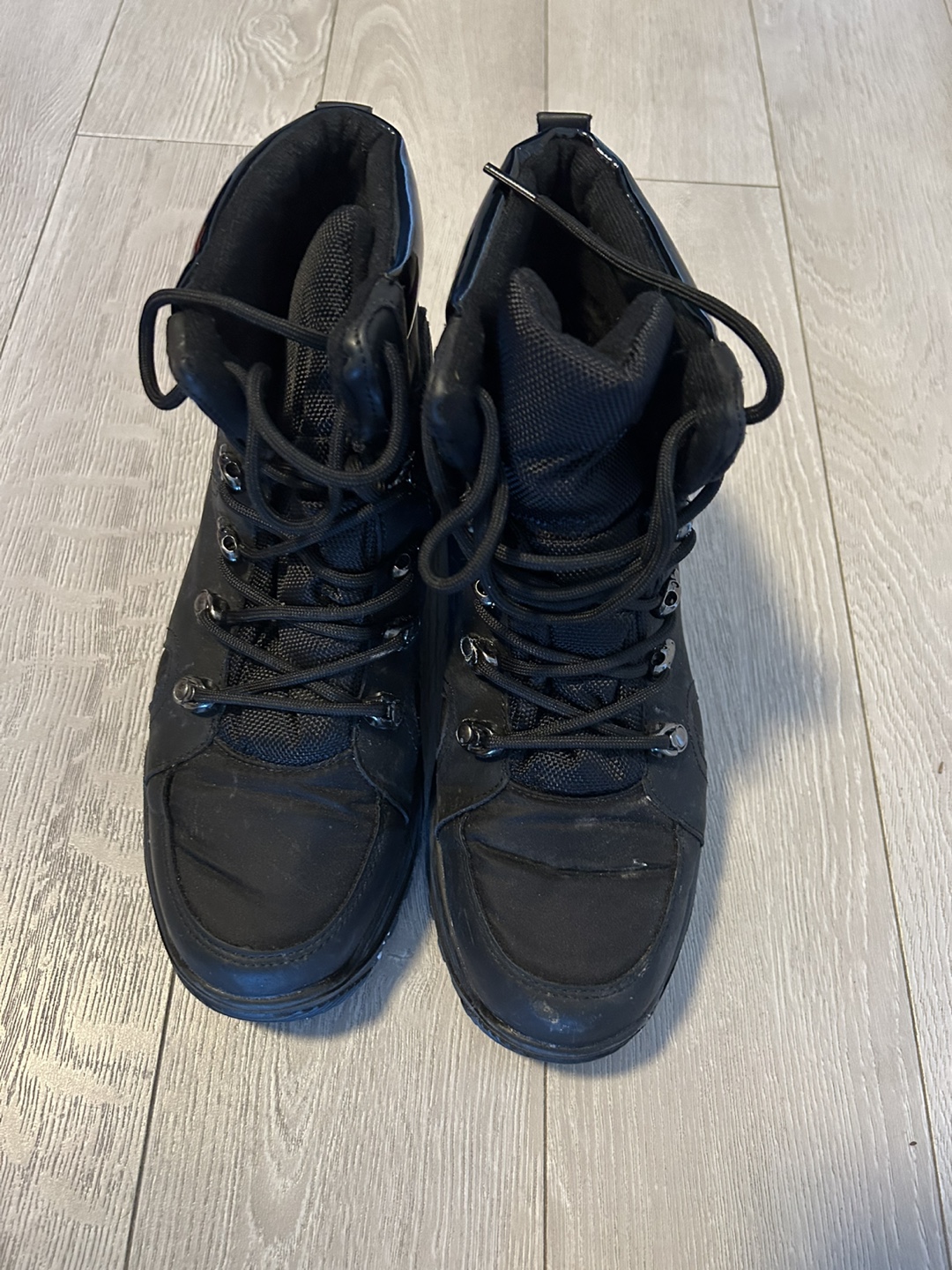 Women's Black Winter Boots Size 9 - photo 2