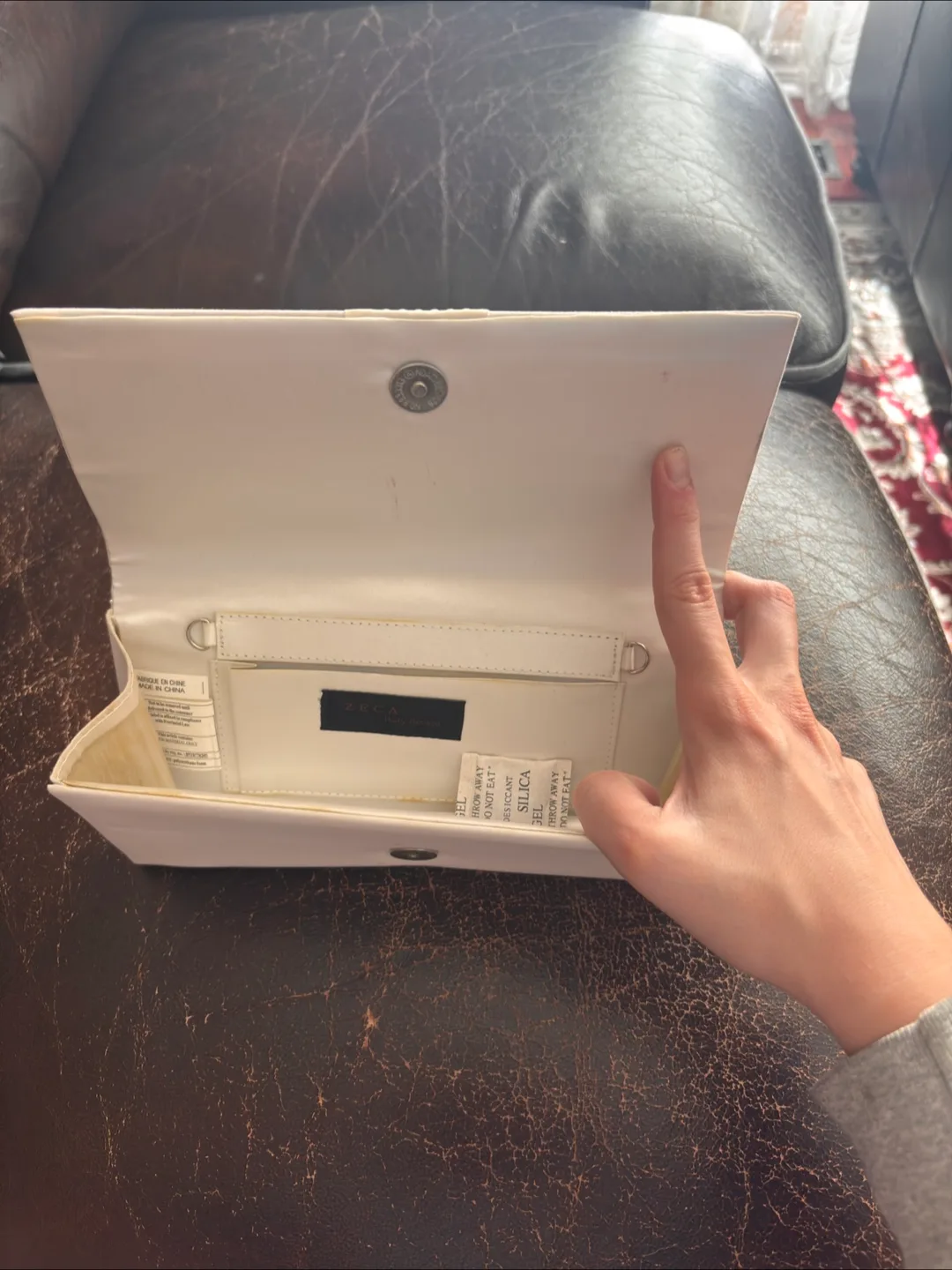 White Rhinestone Clutch Evening Bag image indicator(3)