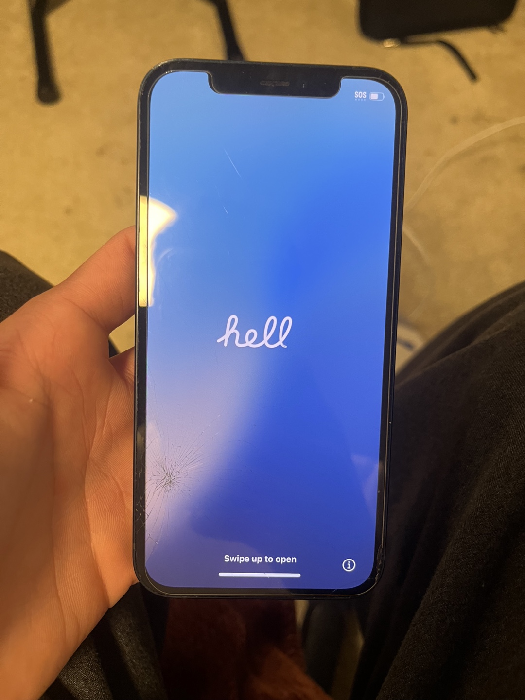 iPhone 12 Black - Cracked Screen