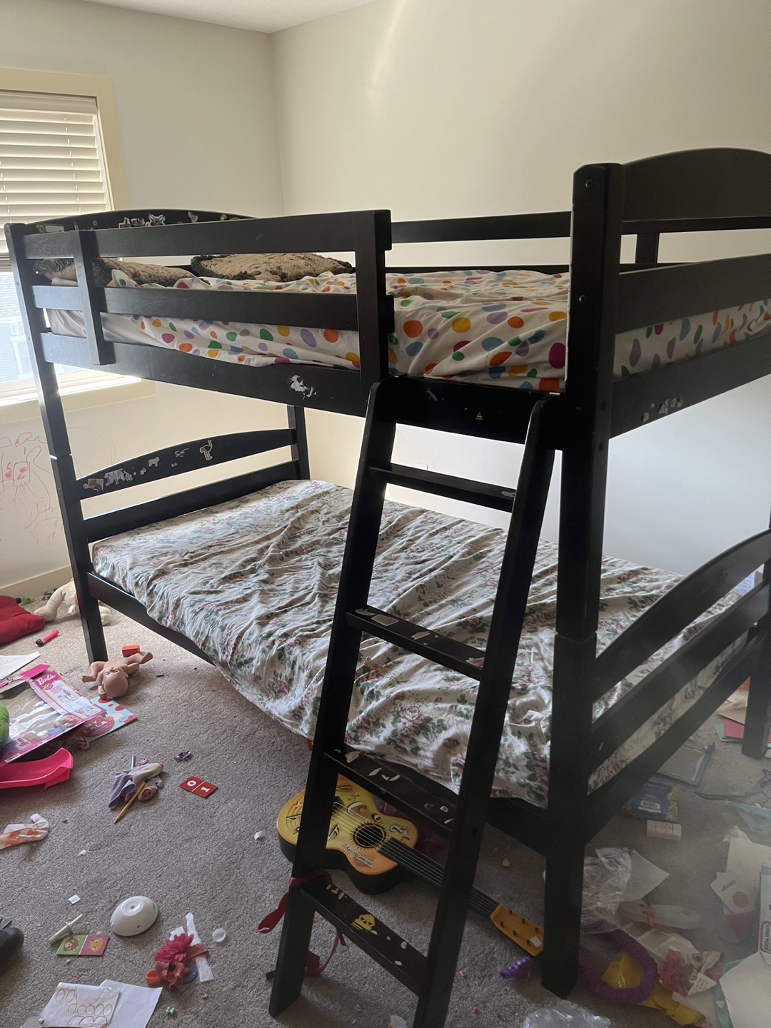 Twin-over-twin bunk bed + free twin mattress - photo 4