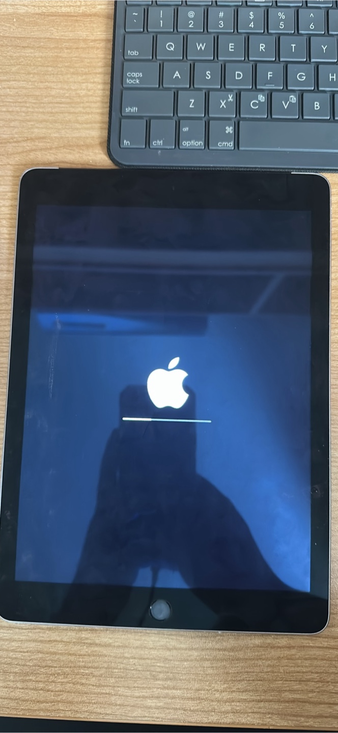 iPad Air 2 cellular with Keyboard - photo 3