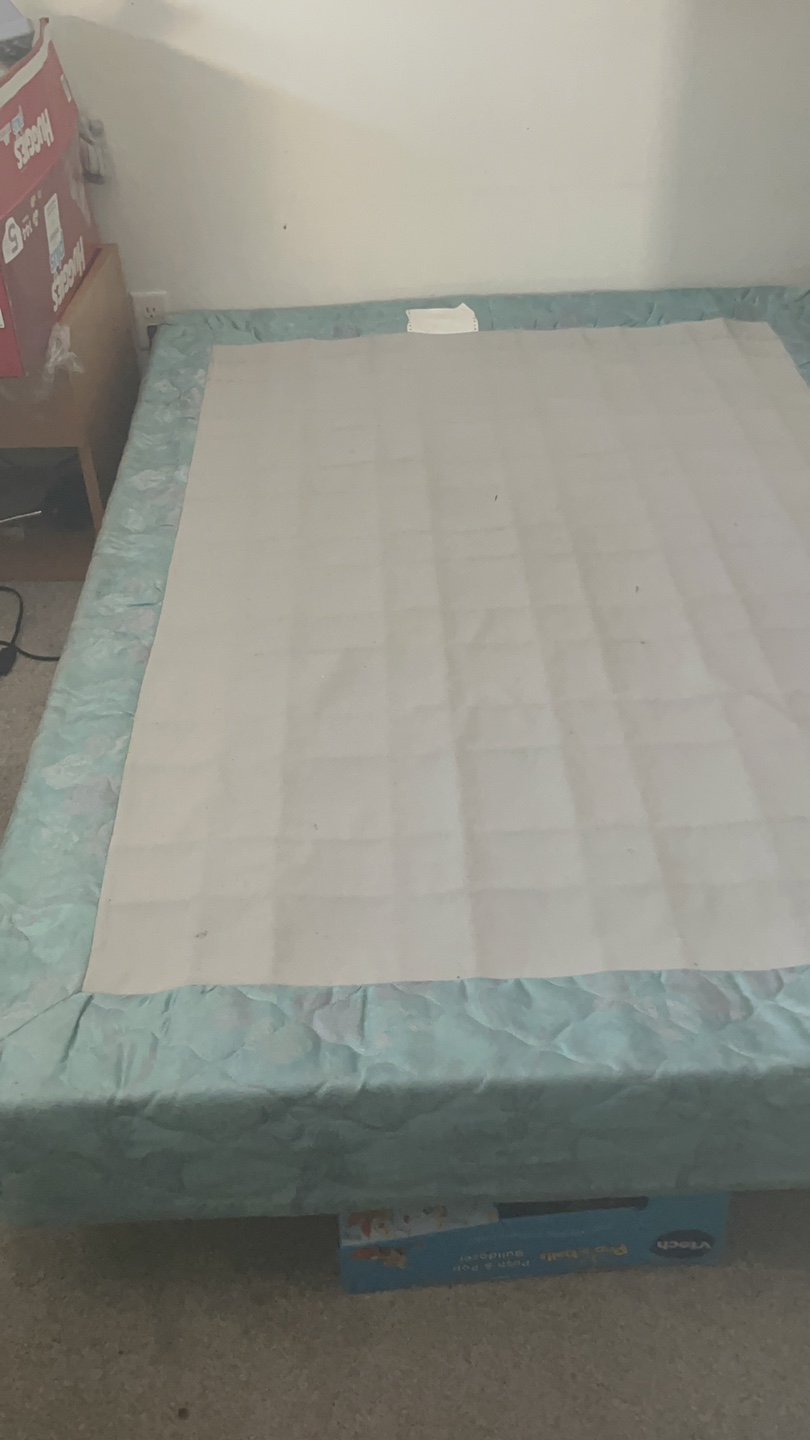 Double Boxspring with metal wheels