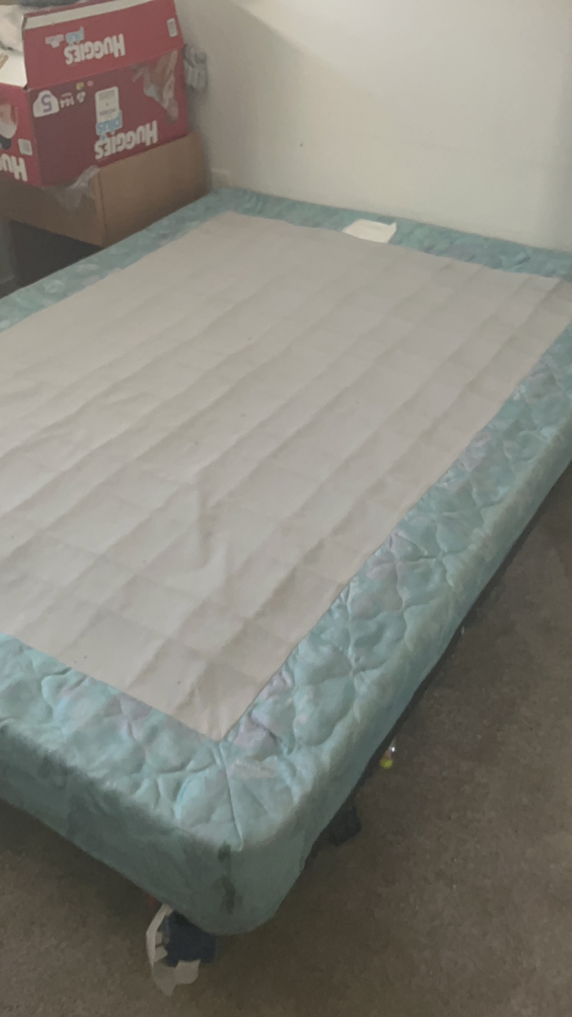 Double Boxspring with metal wheels - photo 3