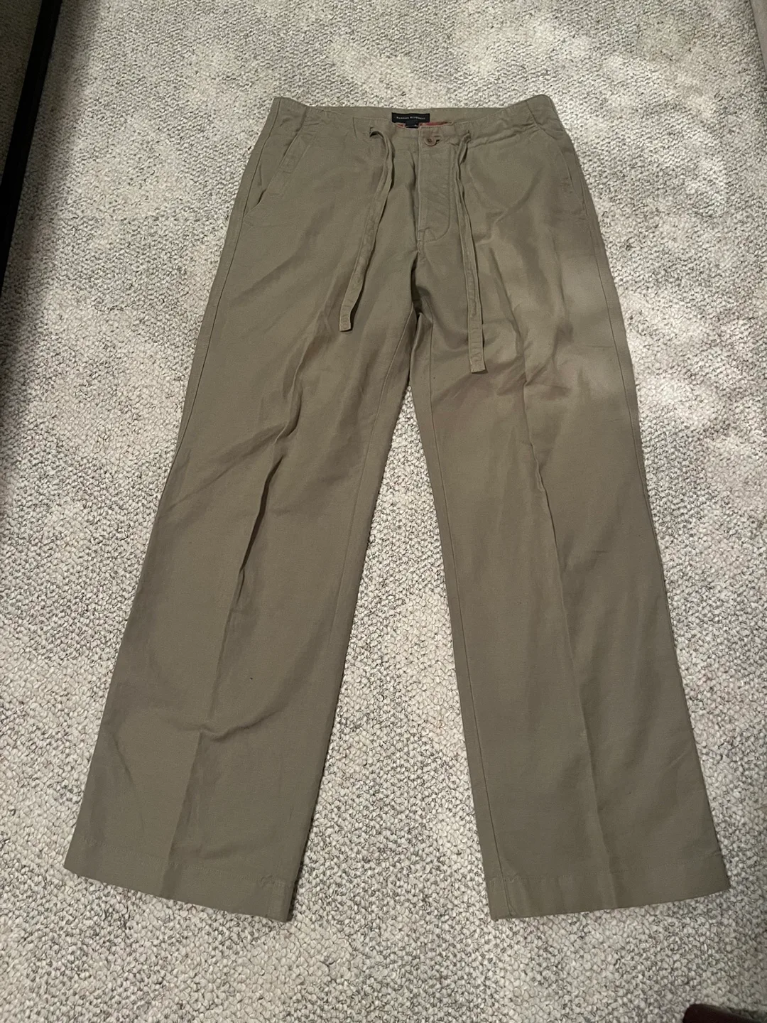 (32) Women’s Banana Republic Pants thumbnail