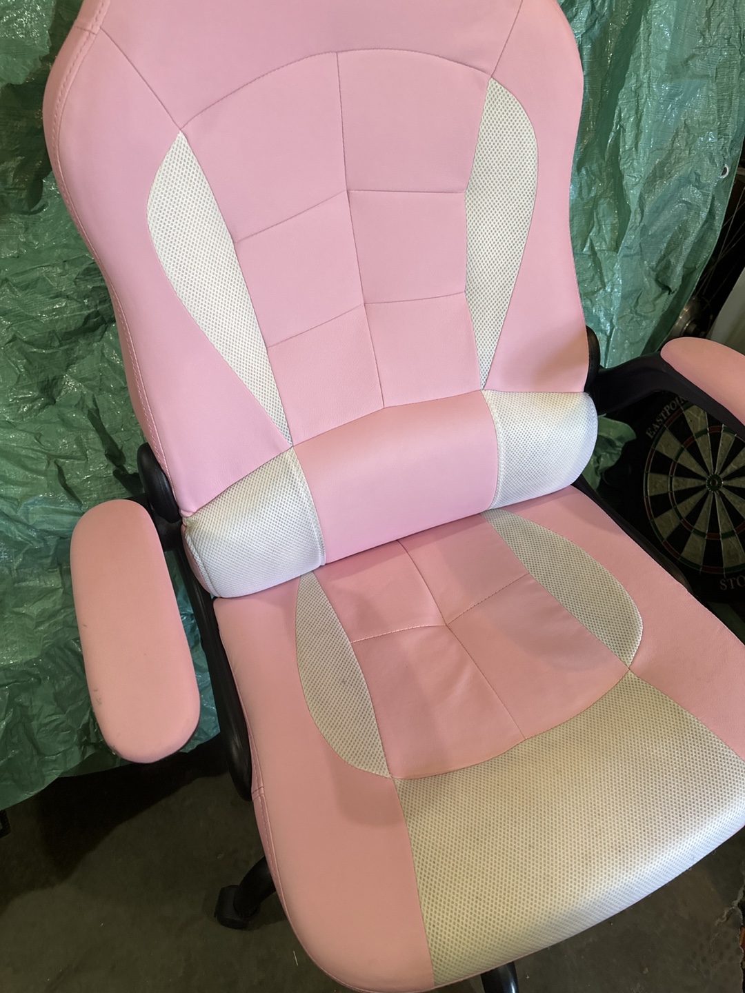 Pink and White Gaming Chair - photo 2