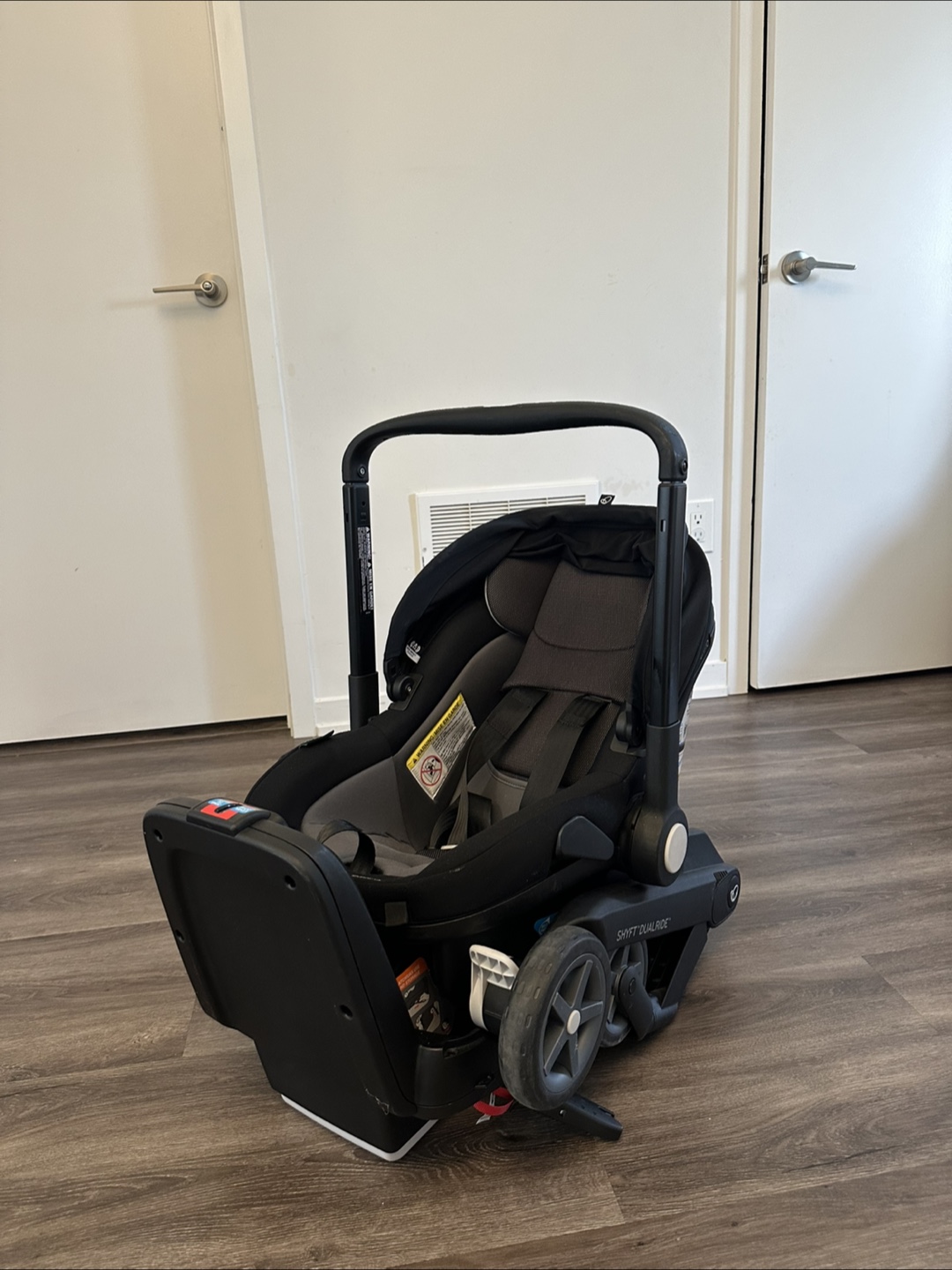 Evenflo Shyft Dual Ride Infant Car Seat - photo 2