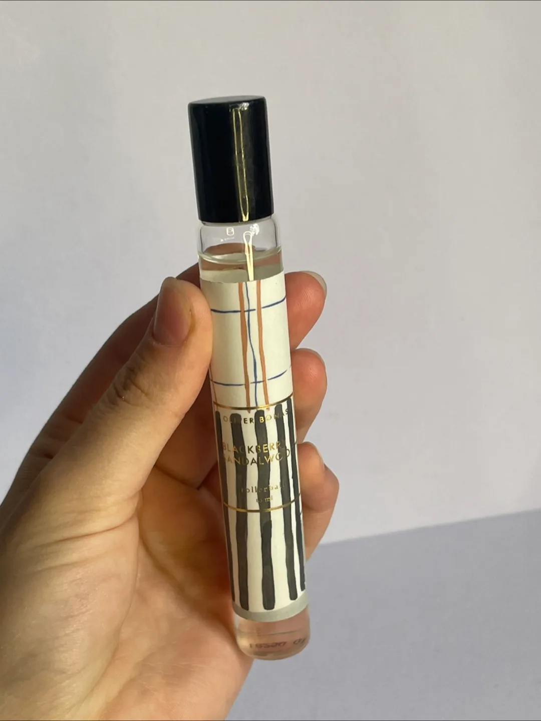 Oliver Bonas Blackberry & Sandalwood Rollerball Perfume image indicator(2)