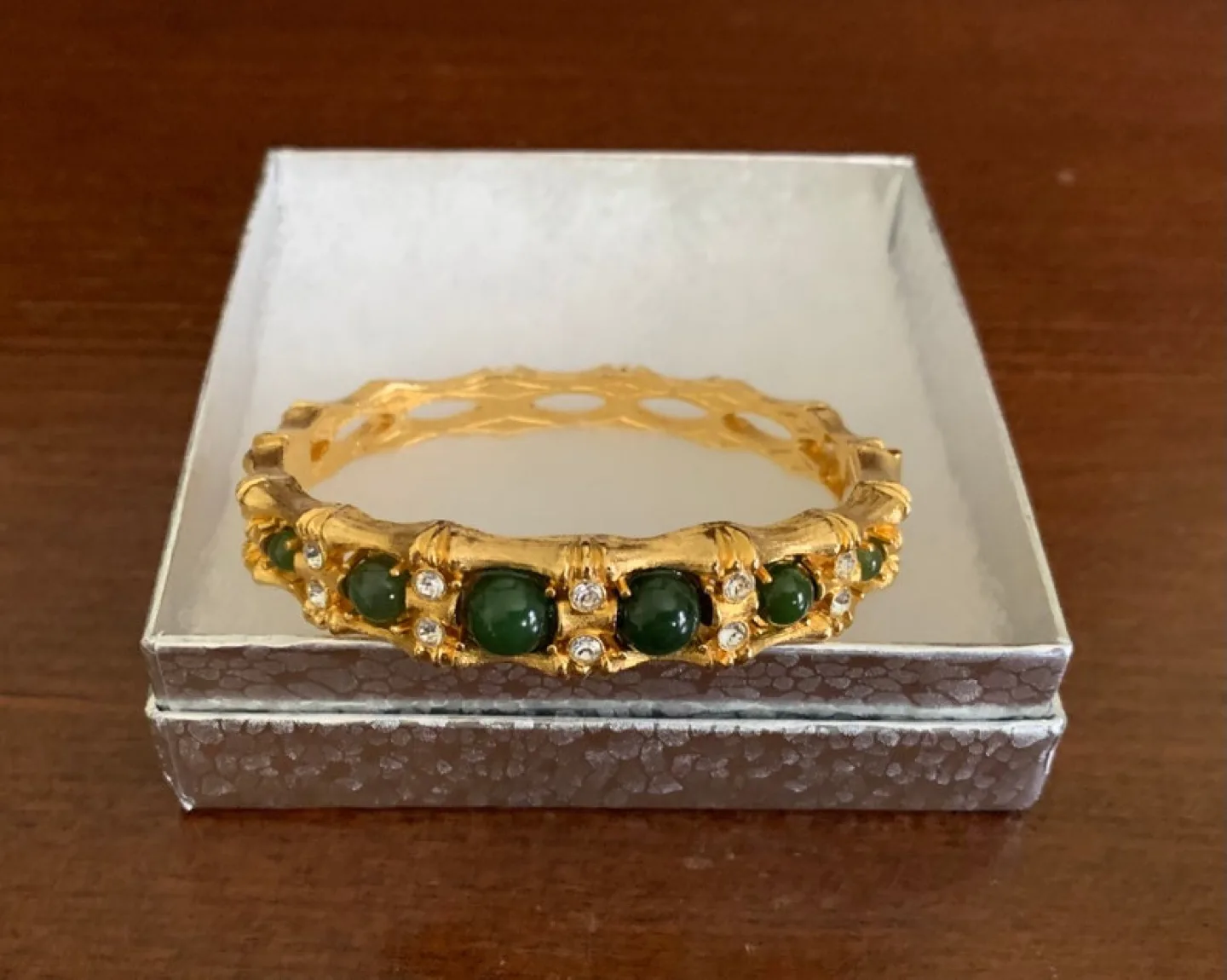 Vintage JBK Jacqueline Kennedy Bracelet. image indicator(4)