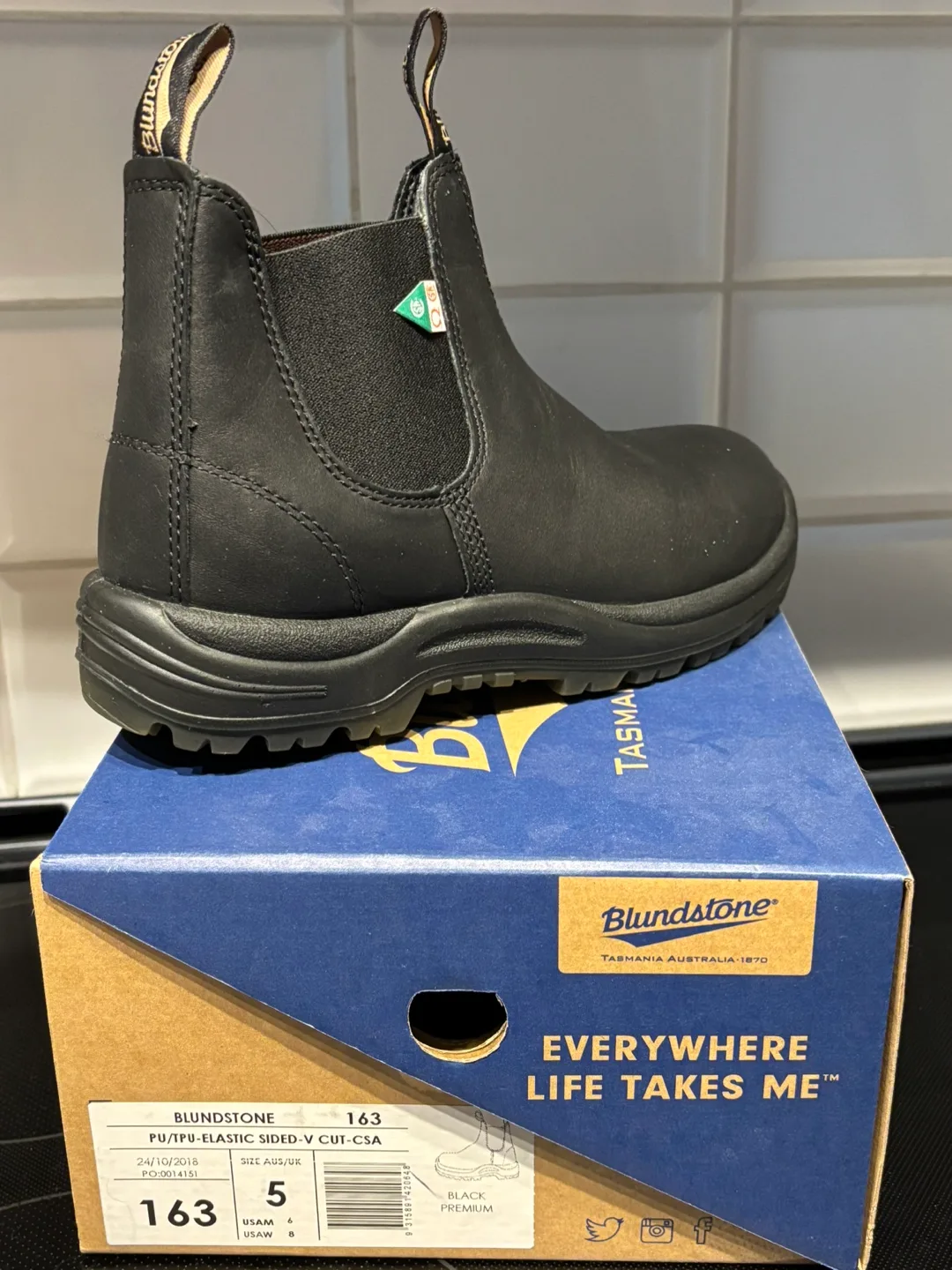 Blundstone #163 Black safety boots - Size 5M/ 7W thumbnail