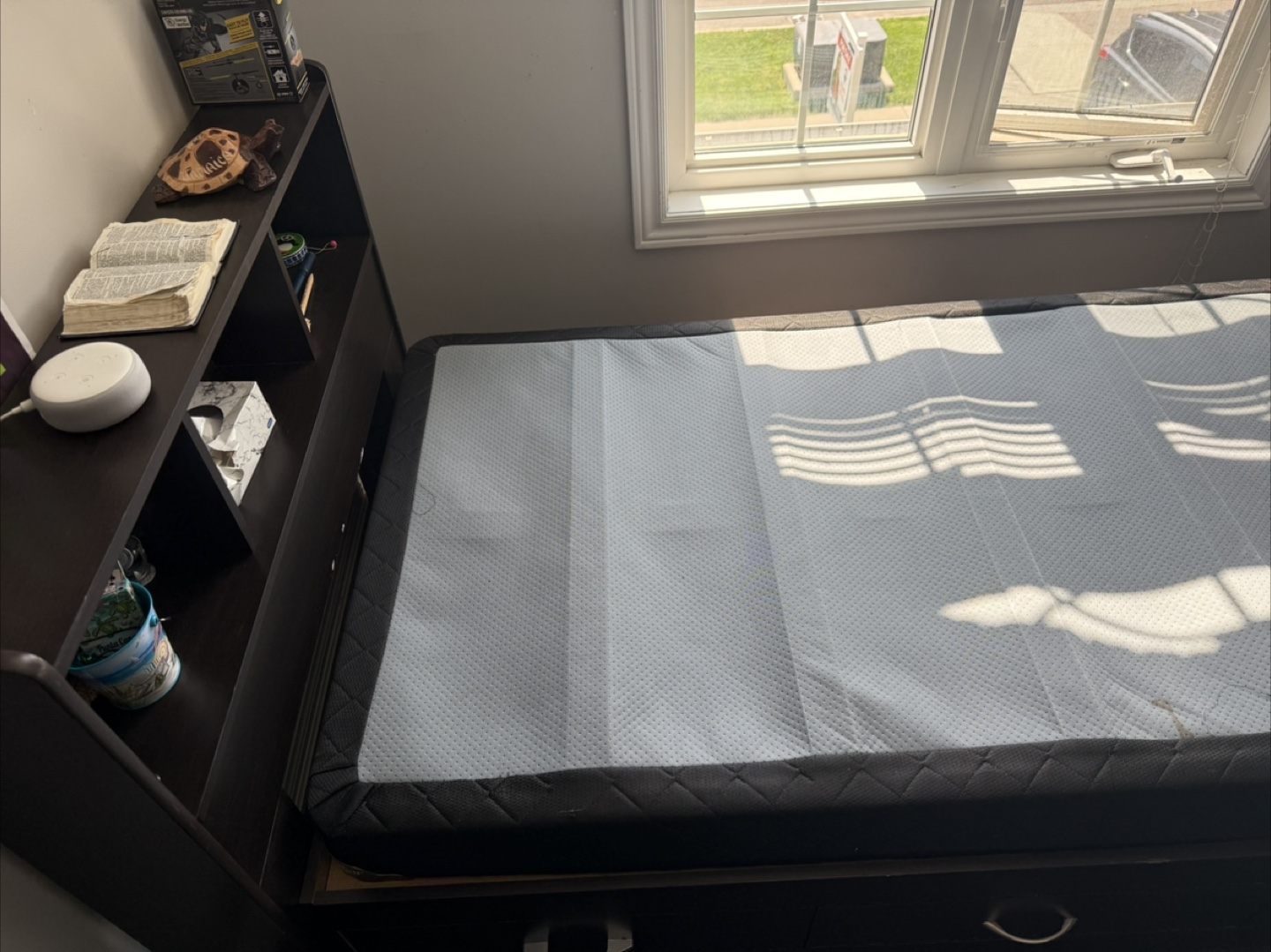 Twin-size bed frame with shelves and drawers - photo 2