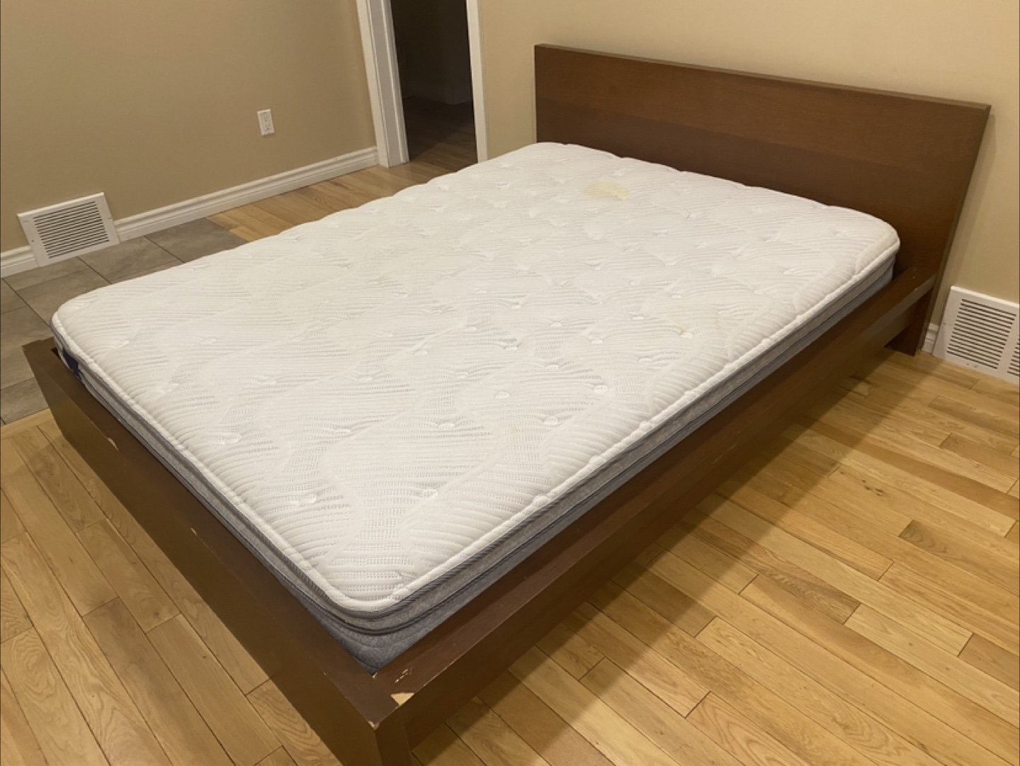 IKEA Malm Queen Bed Frame with Sealy Foam Mattress (CAN DELIVER) - photo 5