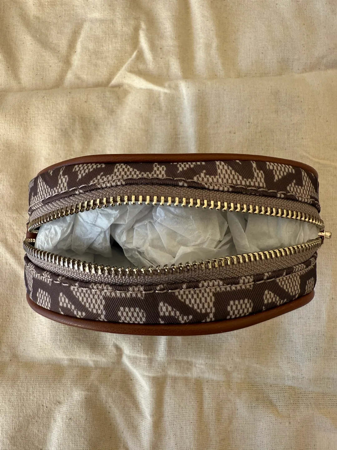 DKNY Oval-Shaped Zip Pouch with Carabiner (New) image indicator(6)