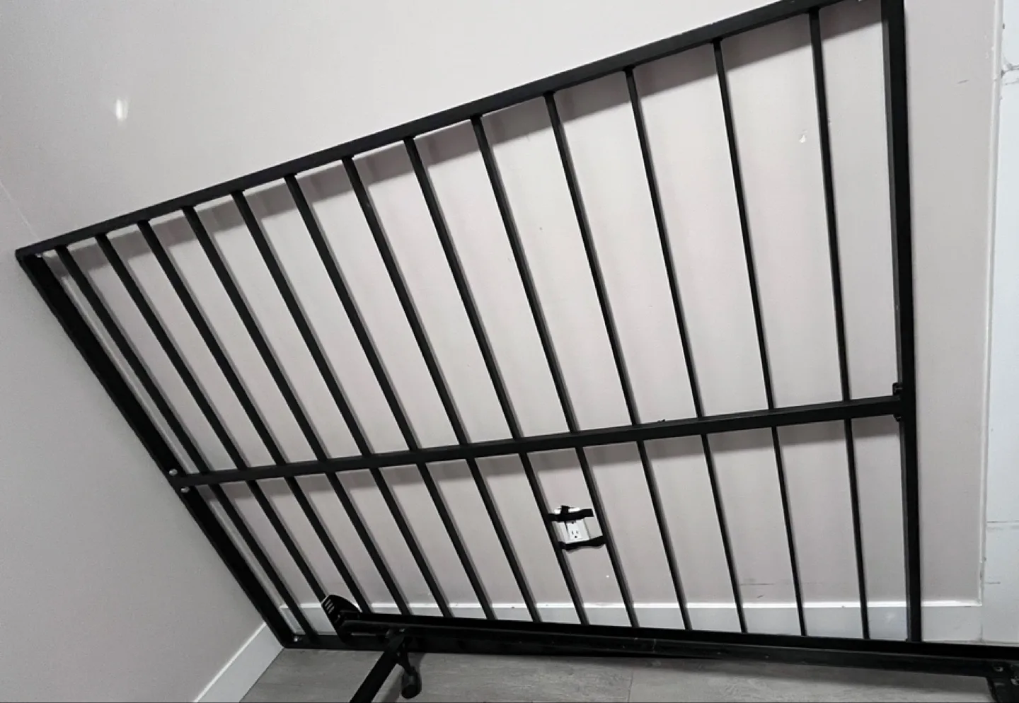 Black Metal Bed Frame - Double image indicator(2)